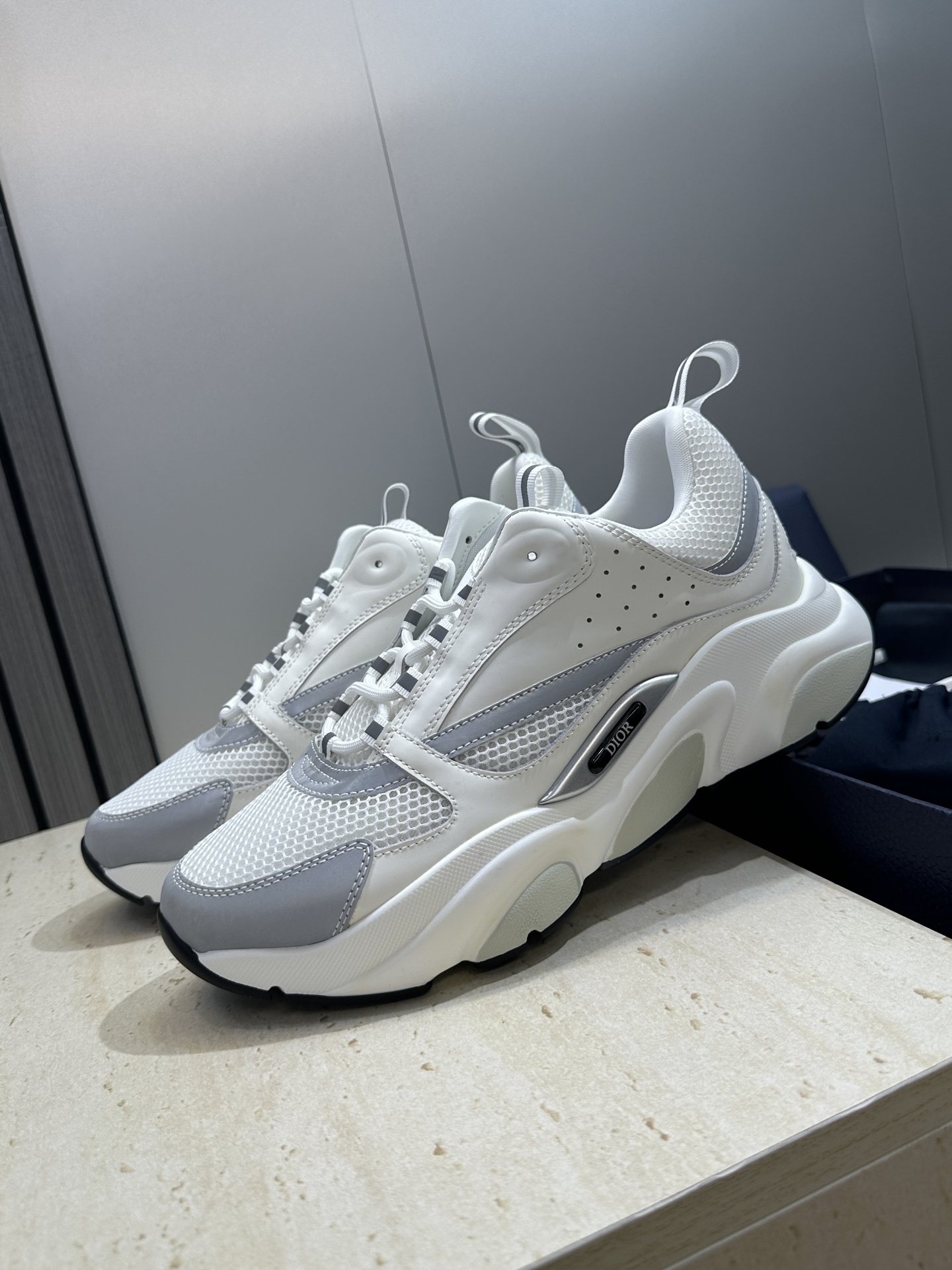 顶级版本 Dior Homme sneaker B22 男士运动休闲鞋新颜色，火爆ing的Dior B2