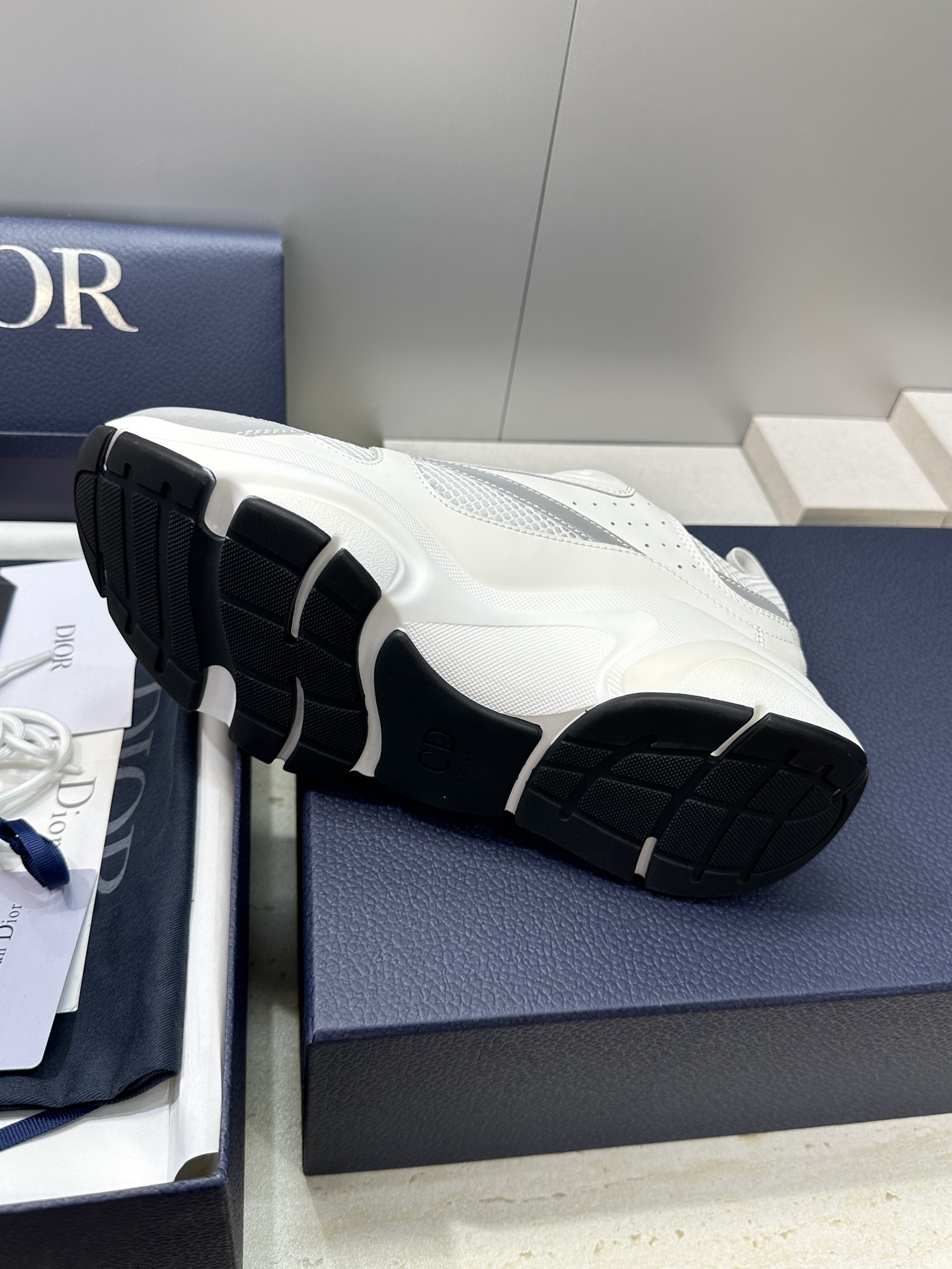 顶级版本 Dior Homme sneaker B22 男士运动休闲鞋新颜色，火爆ing的Dior B2