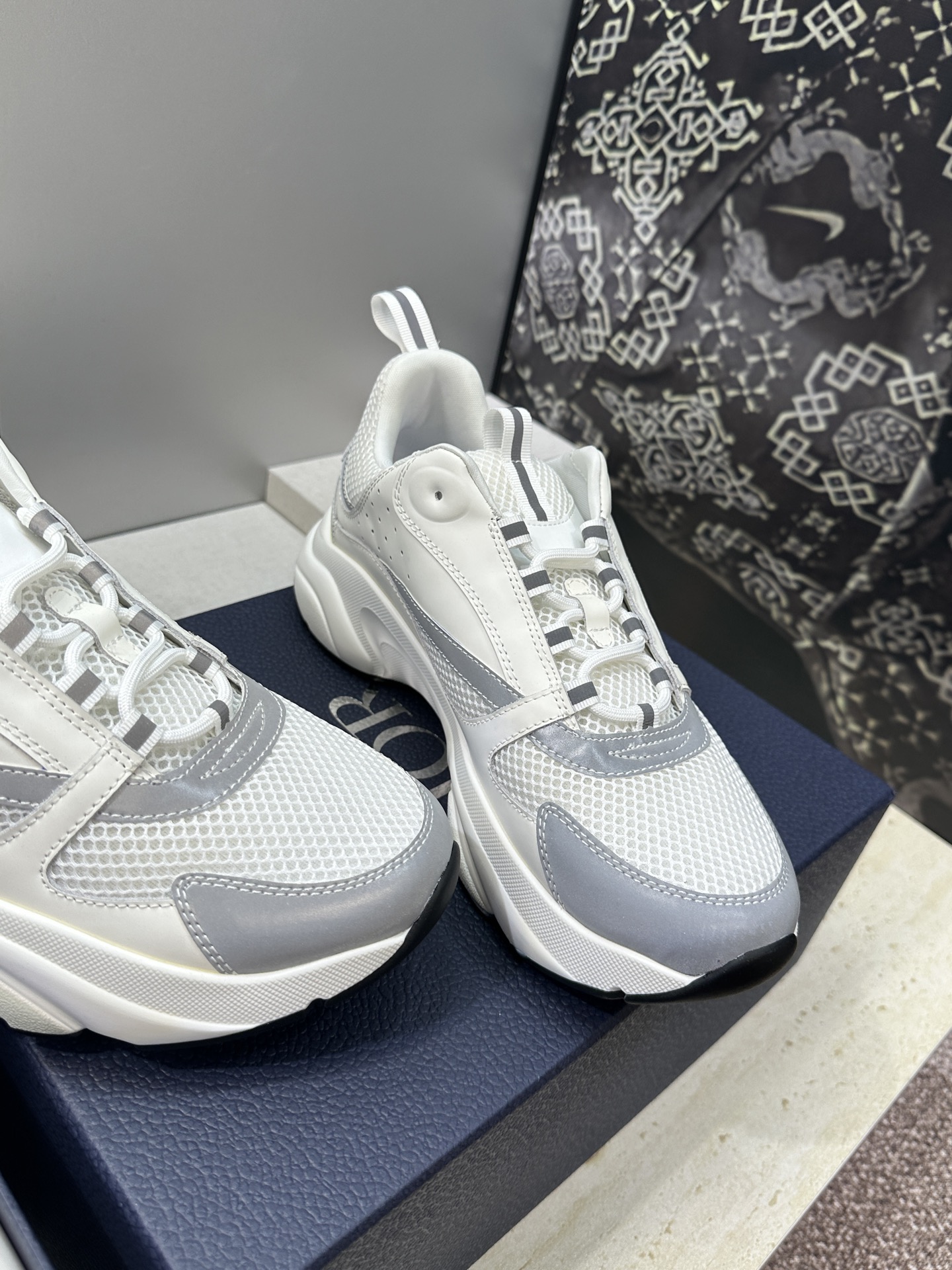 顶级版本 Dior Homme sneaker B22 男士运动休闲鞋新颜色，火爆ing的Dior B2