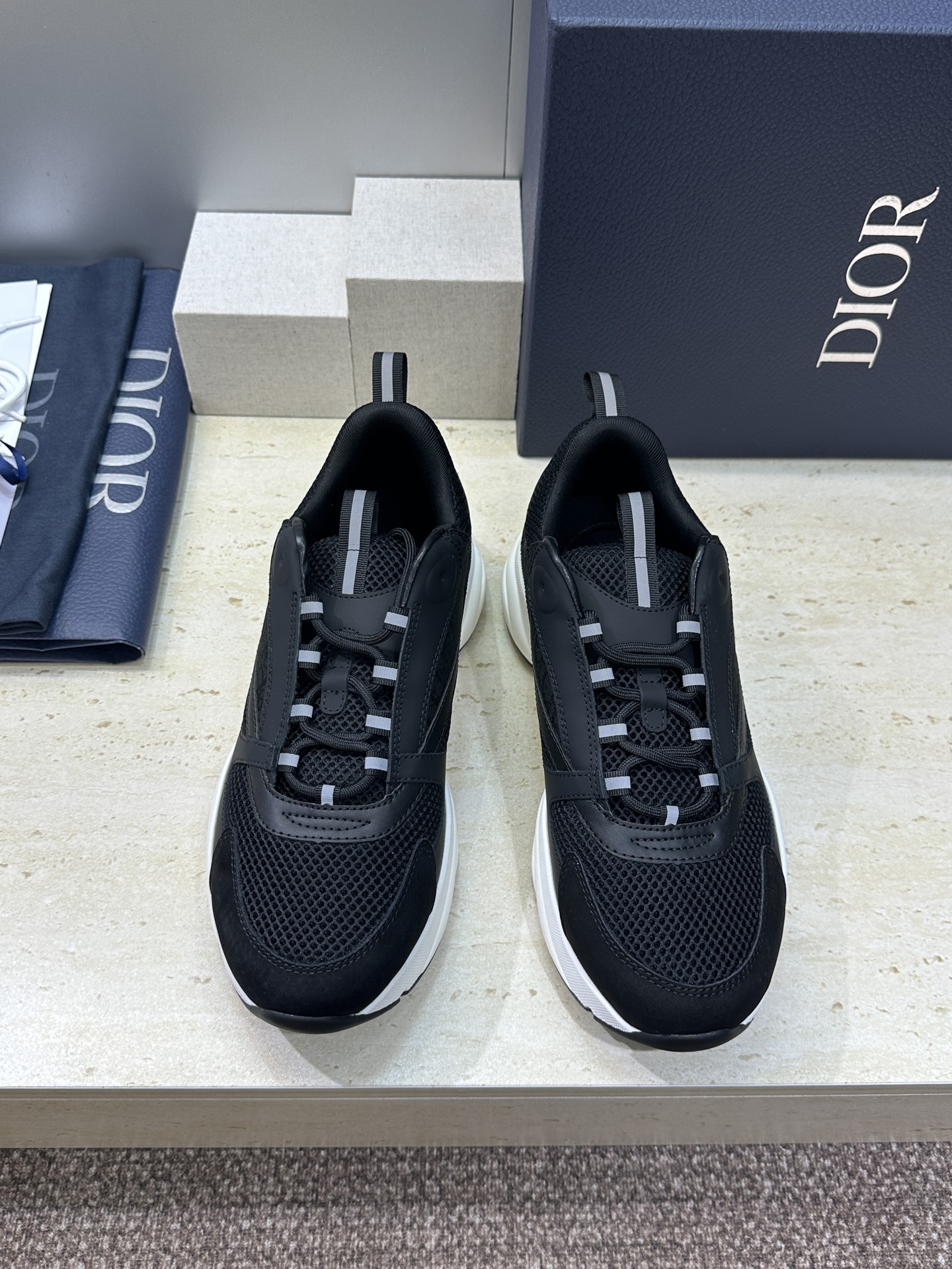 顶级版本 Dior Homme sneaker B22 男士运动休闲鞋新颜色，火爆ing的Dior B2