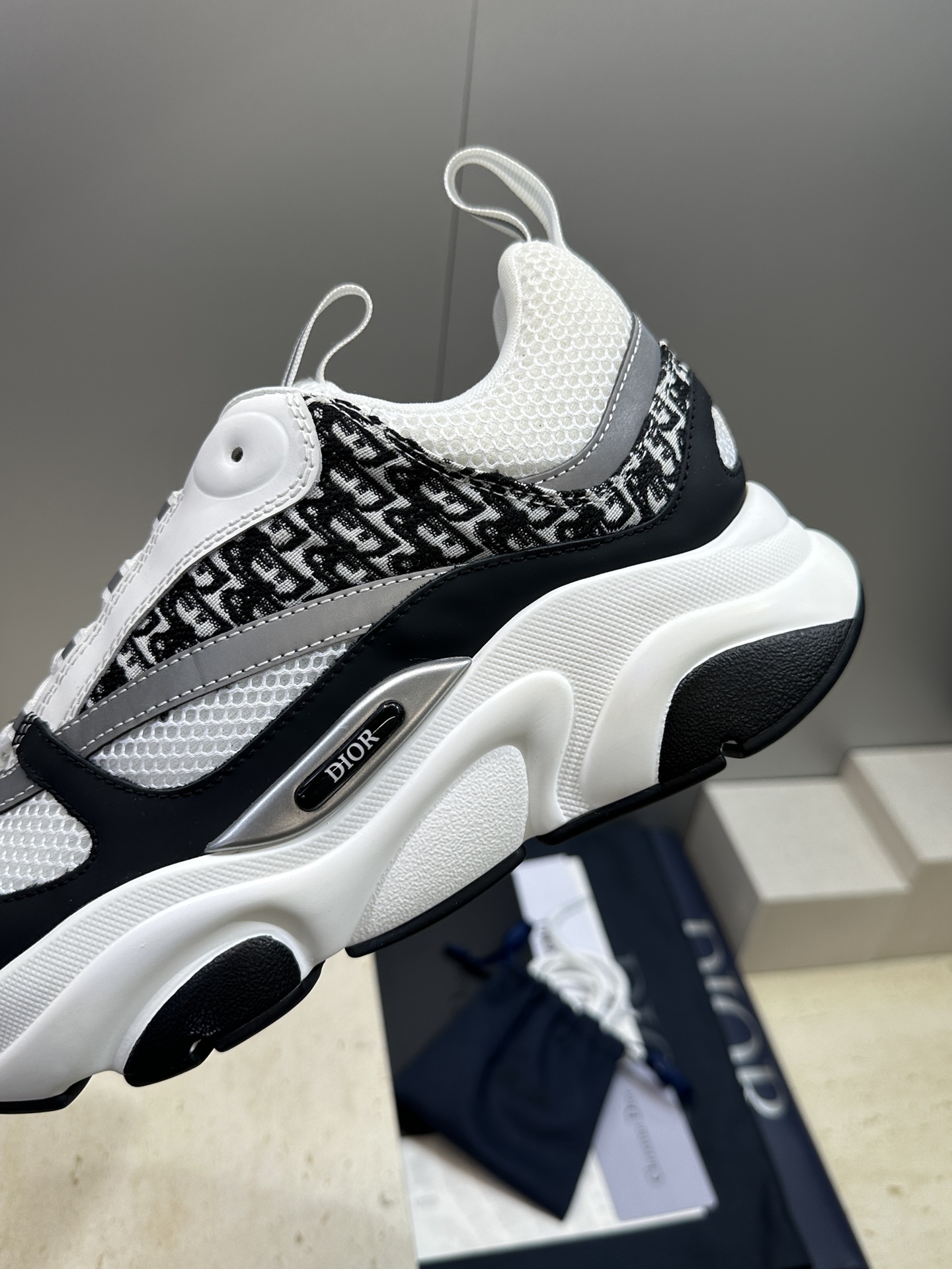 顶级版本 Dior Homme sneaker B22 男士运动休闲鞋新颜色，火爆ing的Dior B2