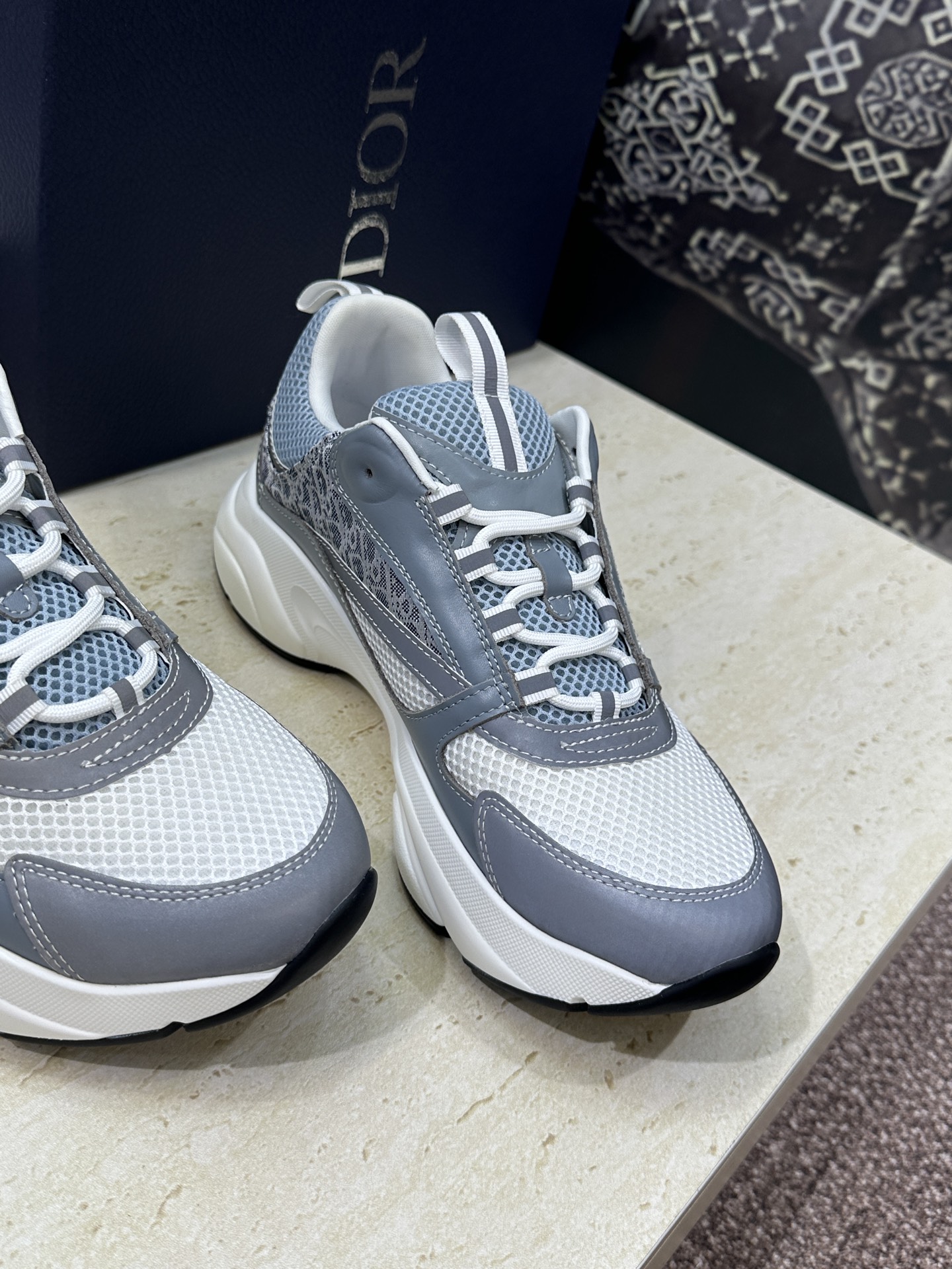 顶级版本 Dior Homme sneaker B22 男士运动休闲鞋新颜色，火爆ing的Dior B2