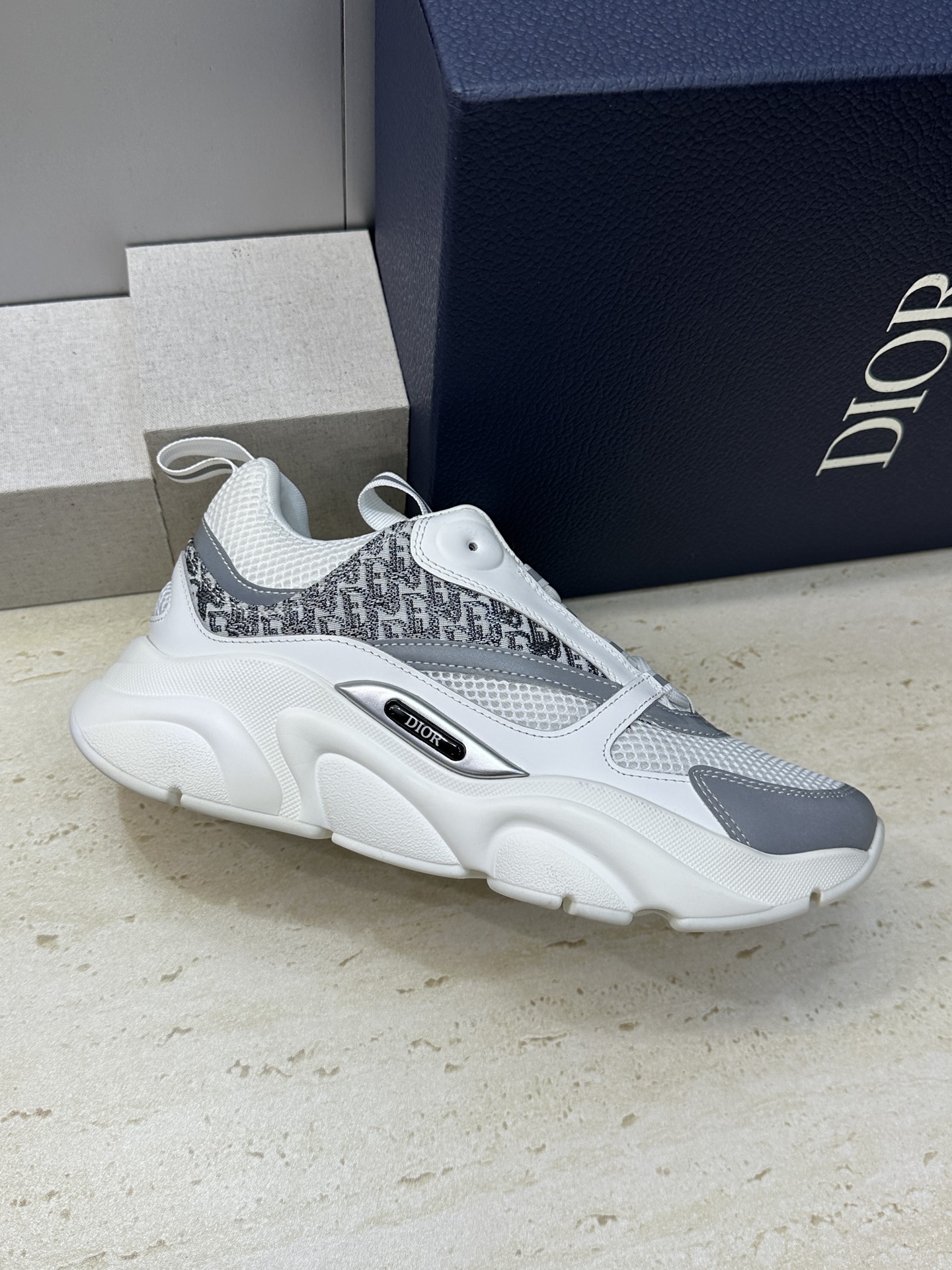 顶级版本 Dior Homme sneaker B22 男士运动休闲鞋新颜色，火爆ing的Dior B2