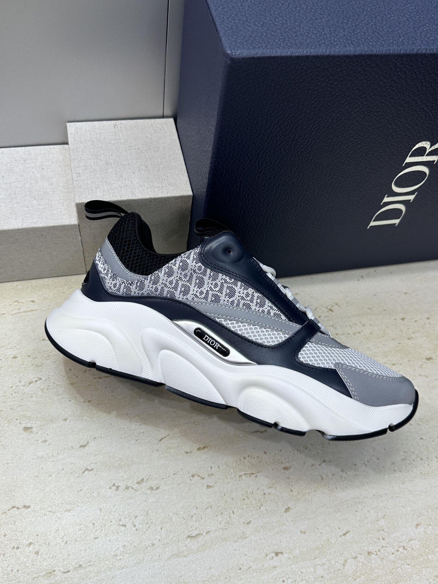 顶级版本 Dior Homme sneaker B22 男士运动休闲鞋新颜色，火爆ing的Dior B2