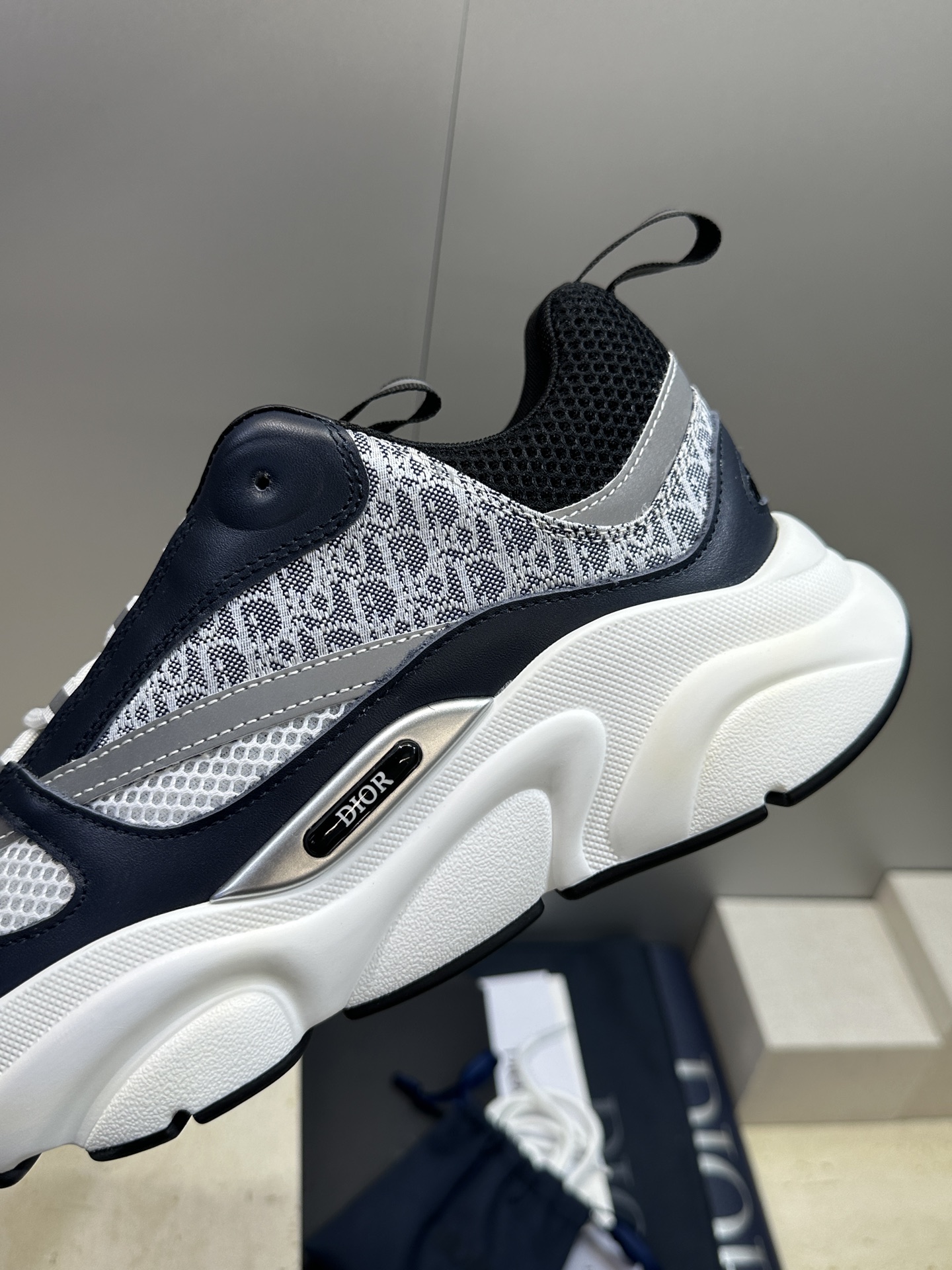 顶级版本 Dior Homme sneaker B22 男士运动休闲鞋新颜色，火爆ing的Dior B2