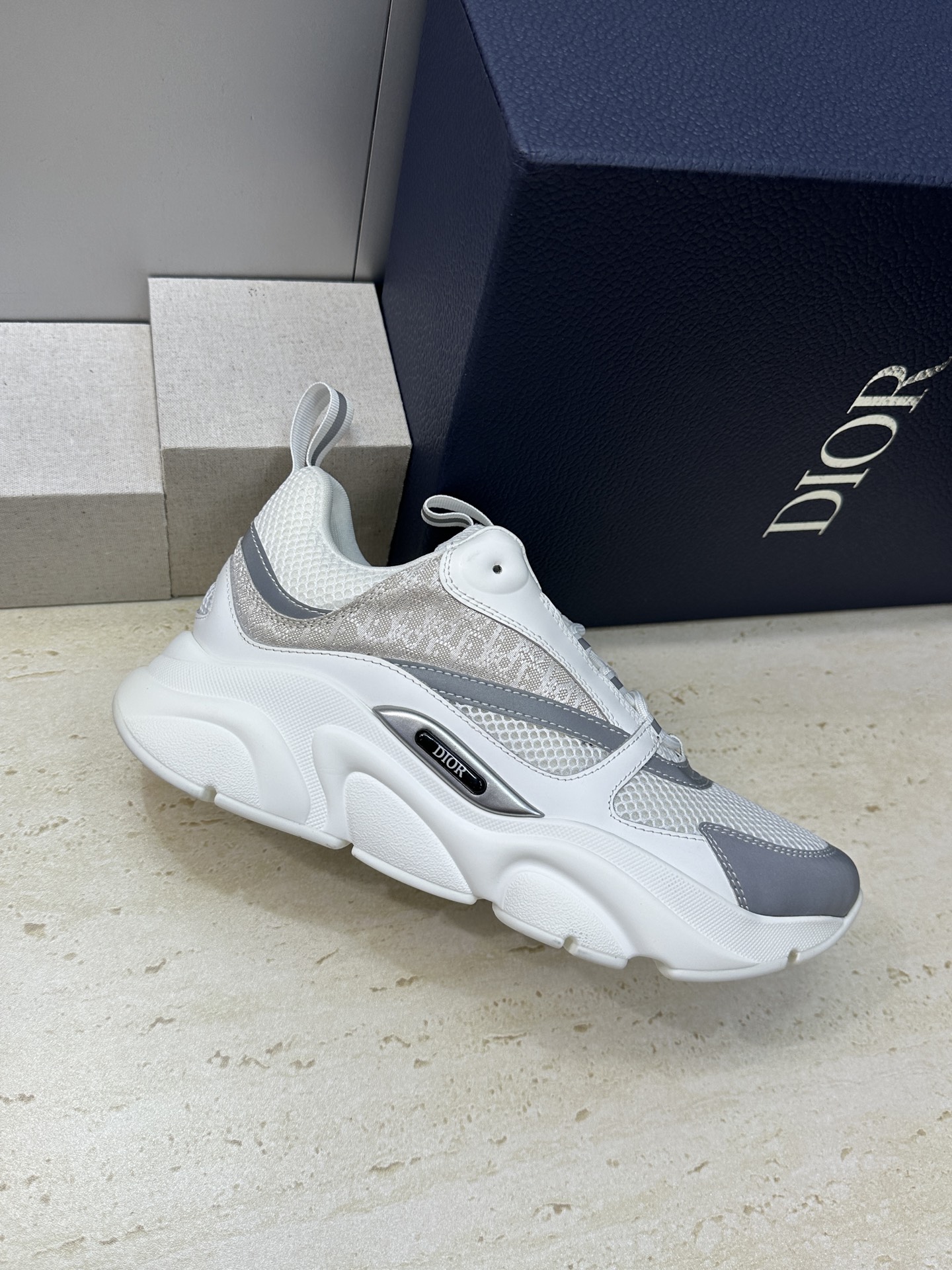 顶级版本 Dior Homme sneaker B22 男士运动休闲鞋新颜色，火爆ing的Dior B2
