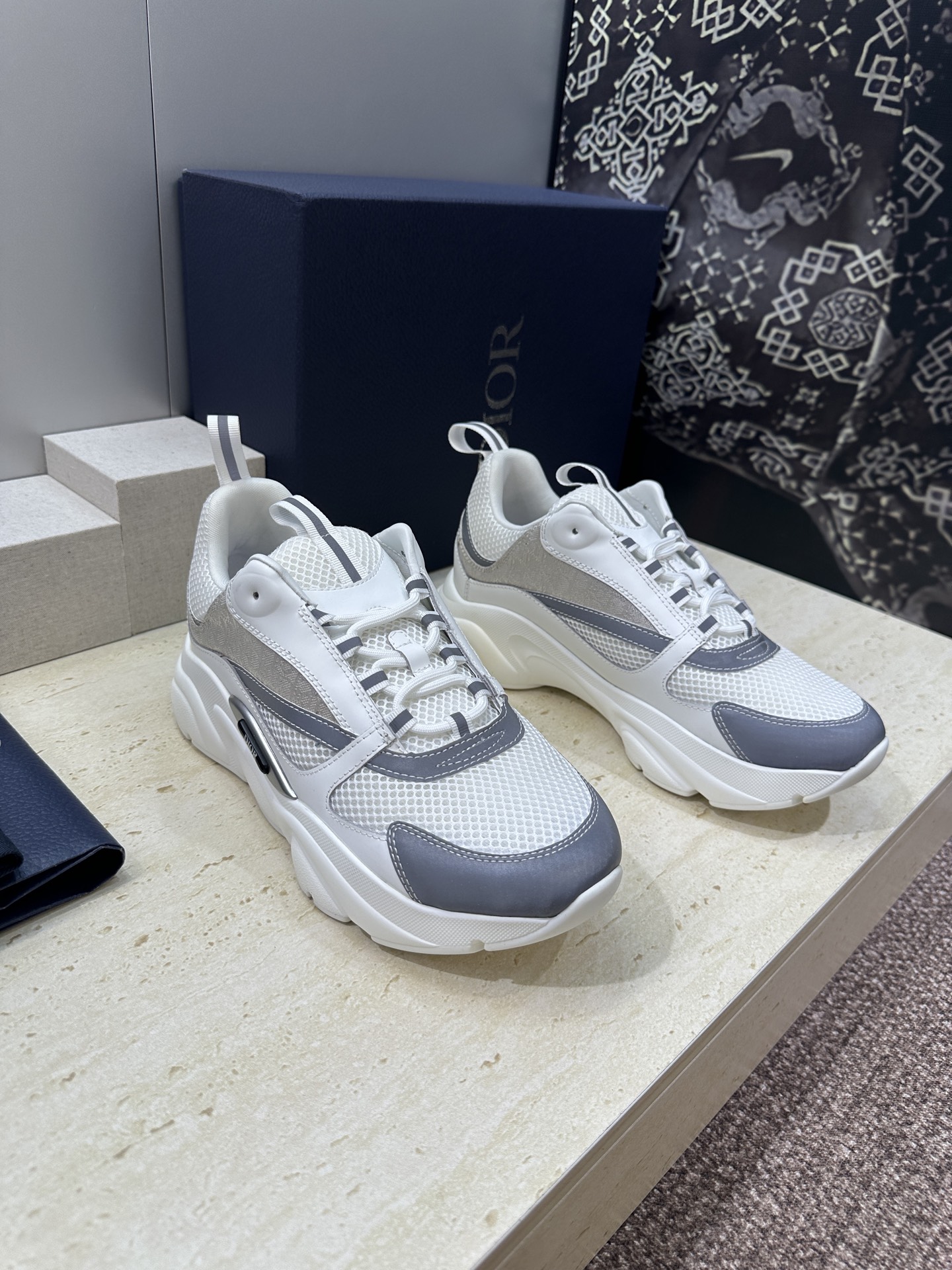 顶级版本 Dior Homme sneaker B22 男士运动休闲鞋新颜色，火爆ing的Dior B2
