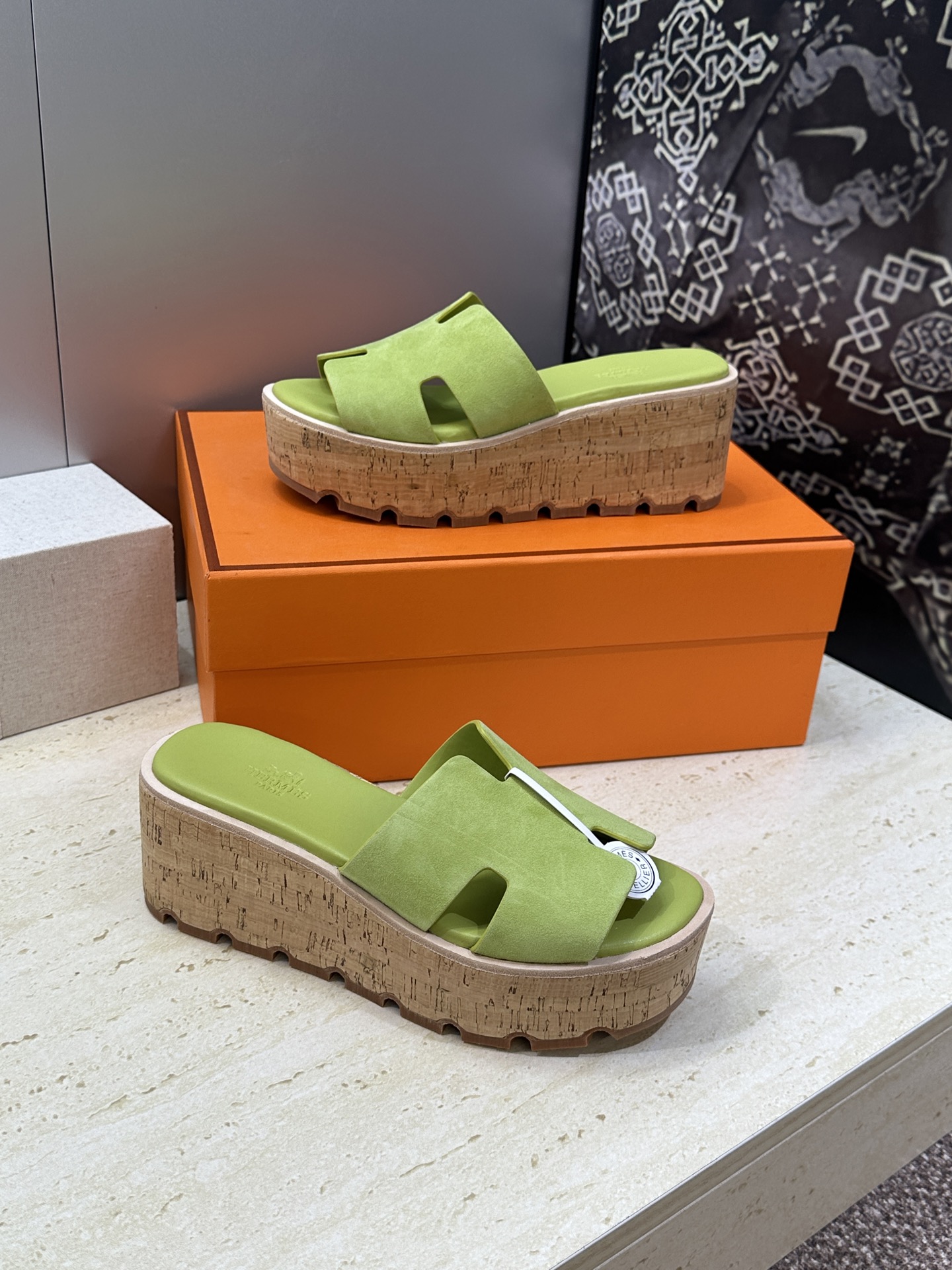 Hermes 爱马仕 春夏经典款 Eze 厚底拼色坡跟女鞋 H家字母logo“H”型鞋面防水台高跟凉拖鞋