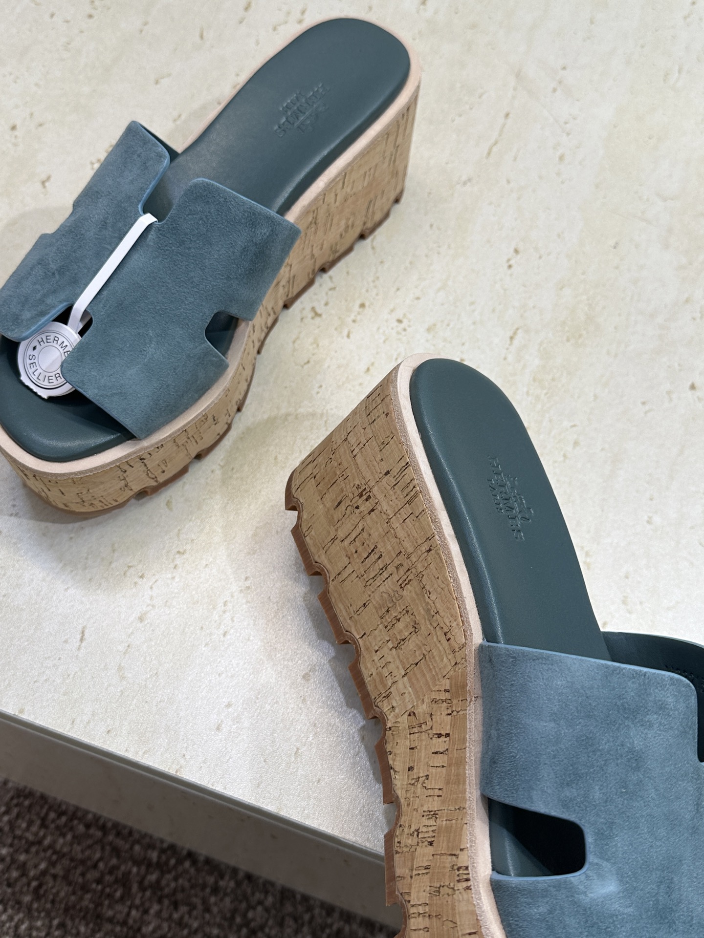 Hermes 爱马仕 春夏经典款 Eze 厚底拼色坡跟女鞋 H家字母logo“H”型鞋面防水台高跟凉拖鞋