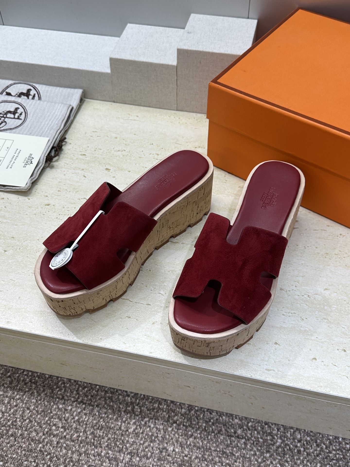 Hermes 爱马仕 春夏经典款 Eze 厚底拼色坡跟女鞋 H家字母logo“H”型鞋面防水台高跟凉拖鞋