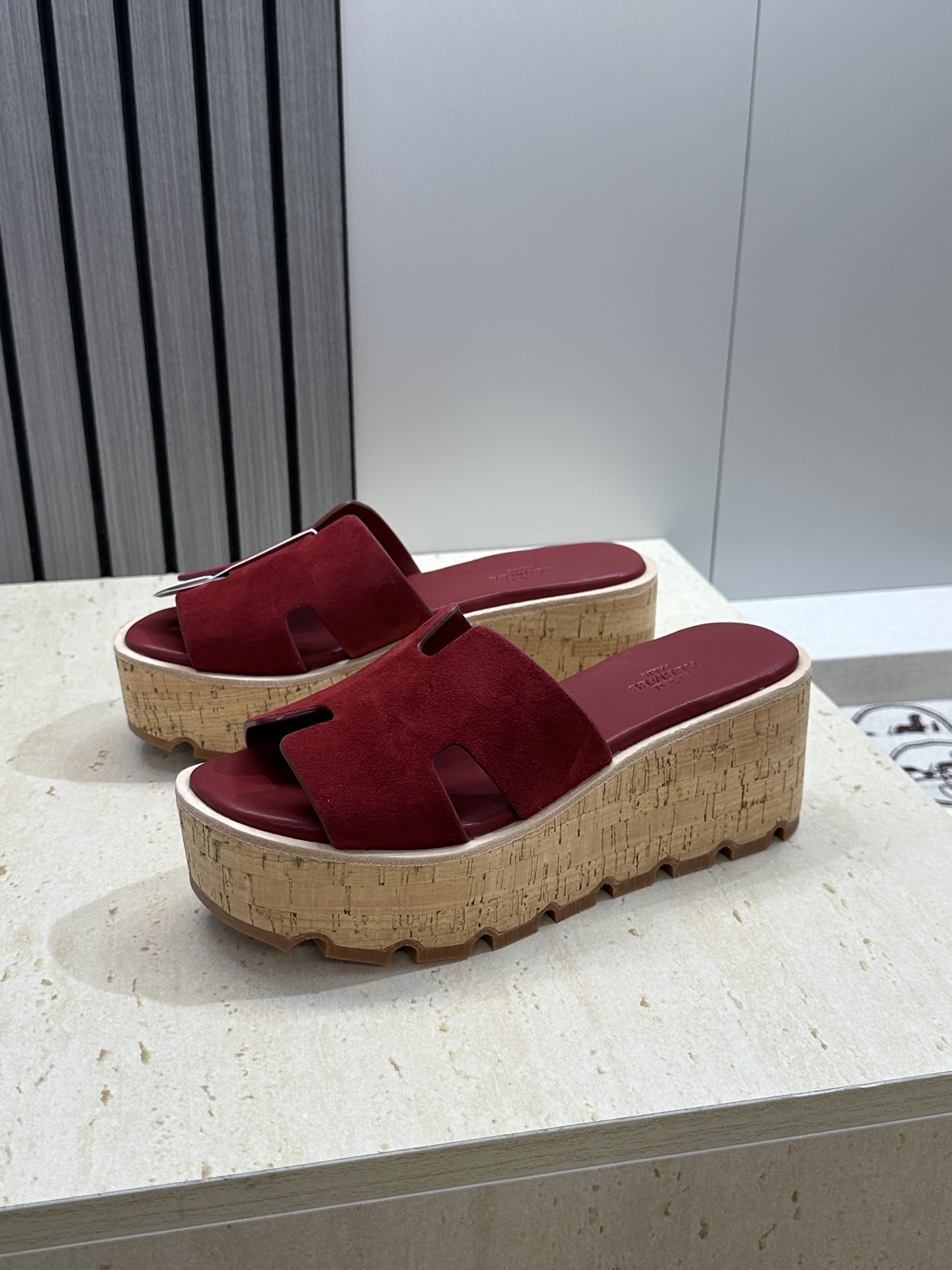 Hermes 爱马仕 春夏经典款 Eze 厚底拼色坡跟女鞋 H家字母logo“H”型鞋面防水台高跟凉拖鞋