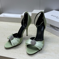 Balenciaga 2026春夏新款高跟圆蝴蝶鞋女鞋 巴黎世家字母logo水钻五金扣露趾中空气质凉鞋材 Balenciaga 2026春夏新款高跟圆蝴蝶鞋女鞋 巴黎世家字母logo水钻五金扣露趾中空气质凉鞋材