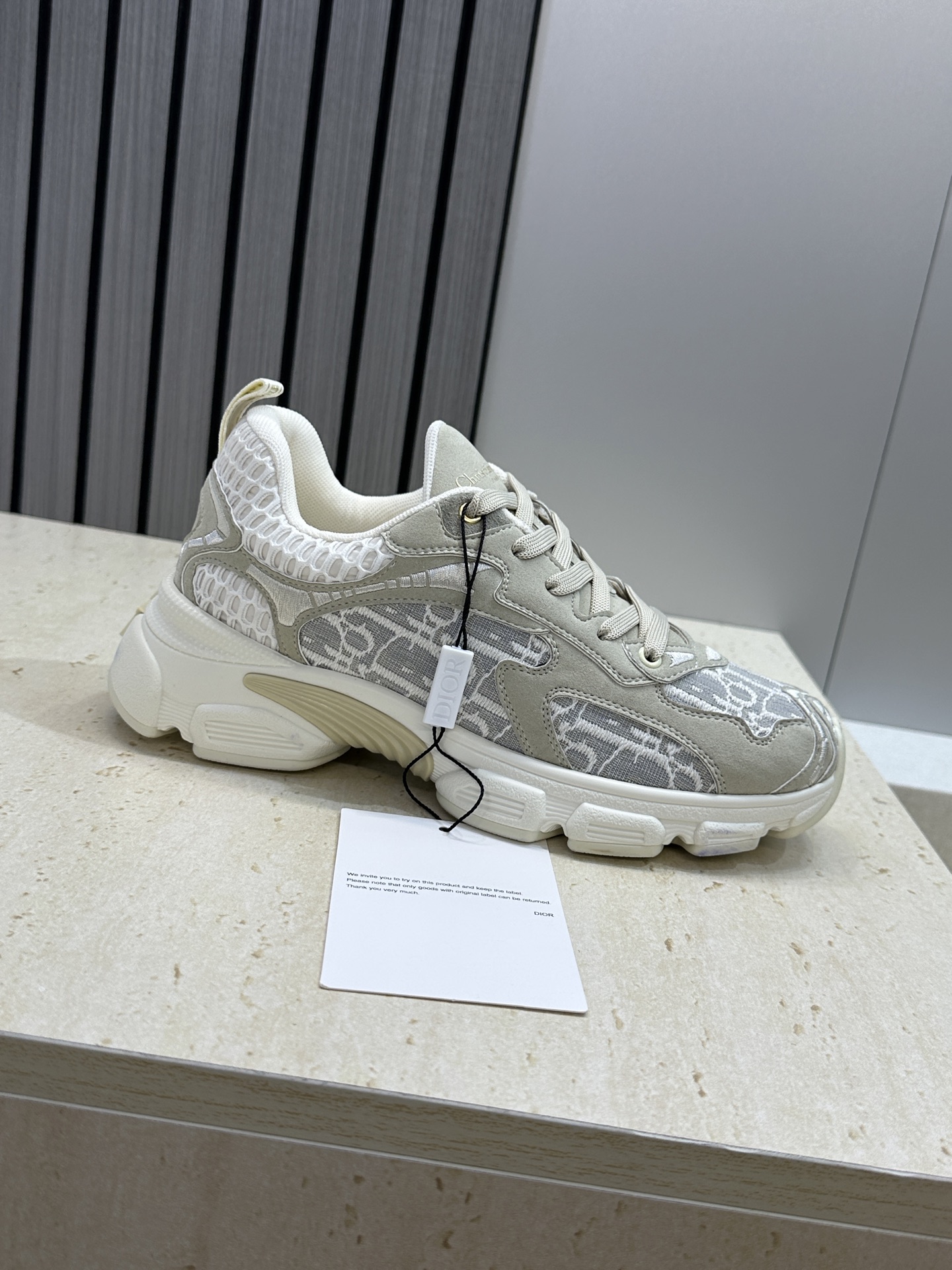 Dior 迪奥 春夏走秀新款 Vibe标志性时尚摩登运动老爹鞋 CD字母logo Oblique印花图案