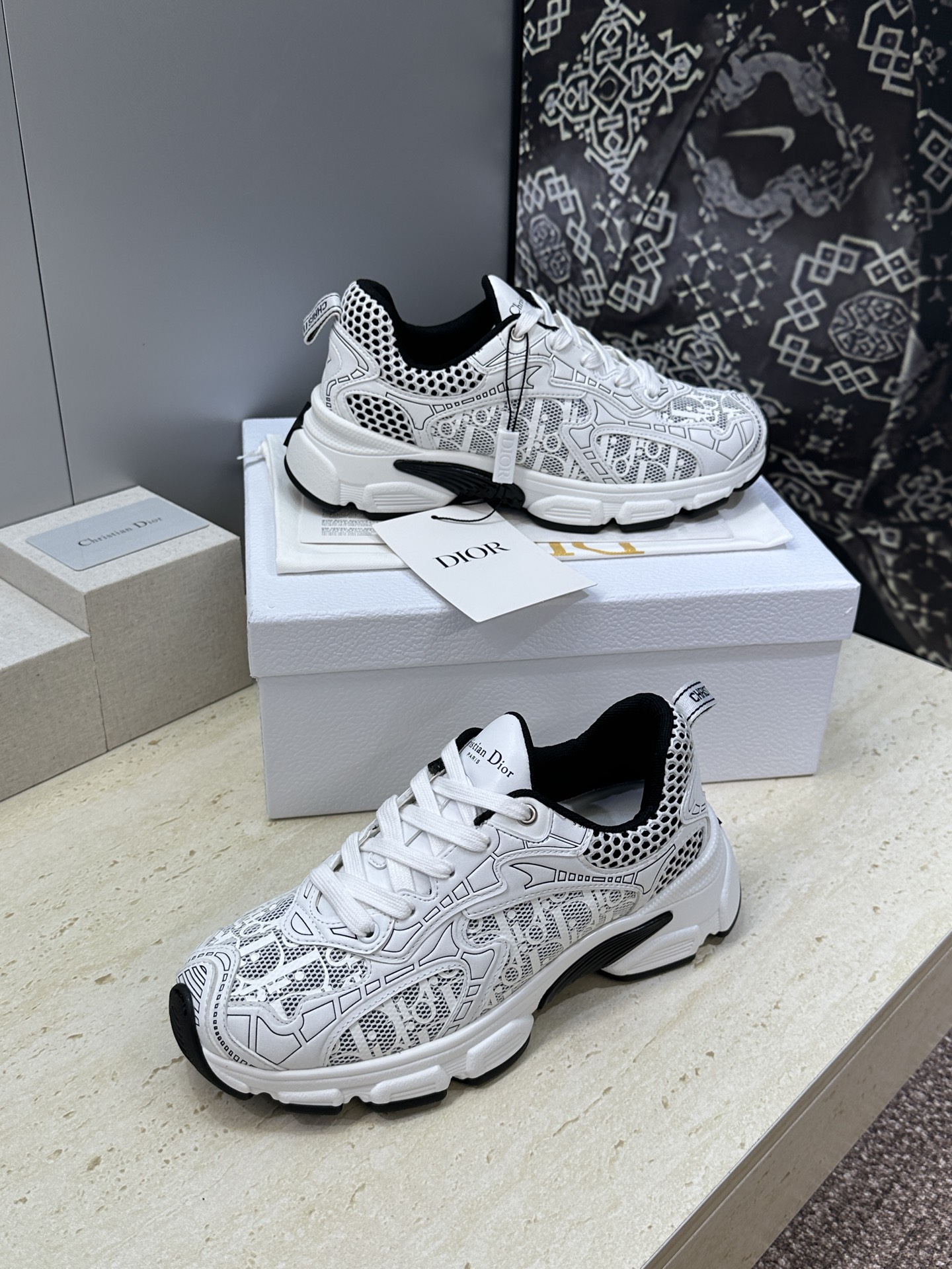 Dior 迪奥 春夏走秀新款 Vibe标志性时尚摩登运动老爹鞋 CD字母logo Oblique印花图案