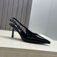 Prada 2026春夏走秀新款高跟尖头后空女鞋 普拉达字母logo扣果冻色低跟蝴蝶结拼色凉鞋 材质:鞋 Prada 2026春夏走秀新款高跟尖头后空女鞋 普拉达字母logo扣果冻色低跟蝴蝶结拼色凉鞋 材质:鞋