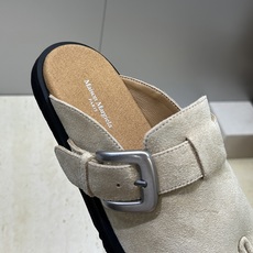 (配全套飞机盒)Maison Margiela 马吉拉 2026春夏情侣系列新款方头分趾鞋 MM6字母l (配全套飞机盒)Maison Margiela 马吉拉 2026春夏情侣系列新款方头分趾鞋 MM6字母l