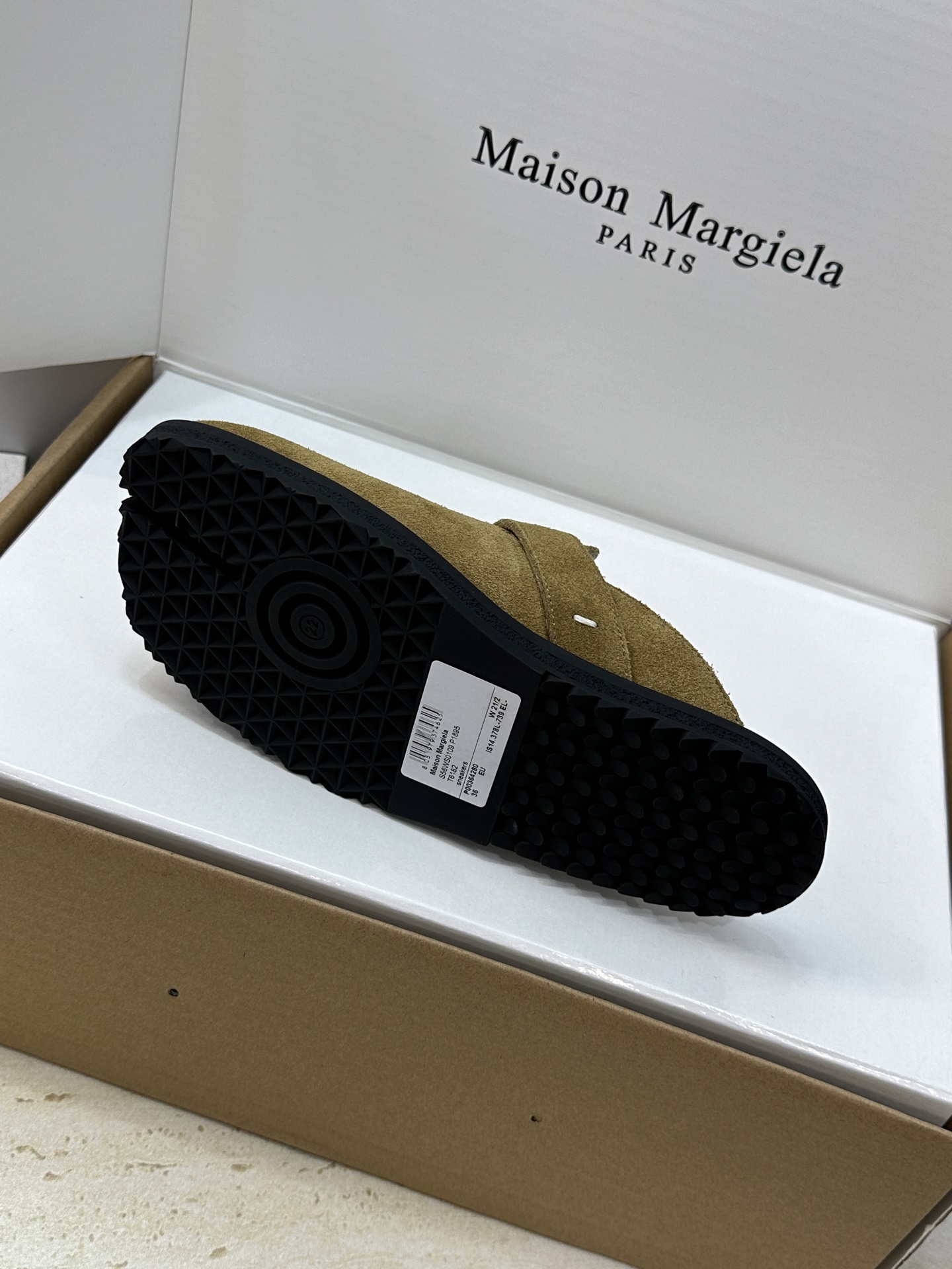 （配全套飞机盒）Maison Margiela 马吉拉 2026春夏情侣系列新款方头分趾鞋 MM6字母l