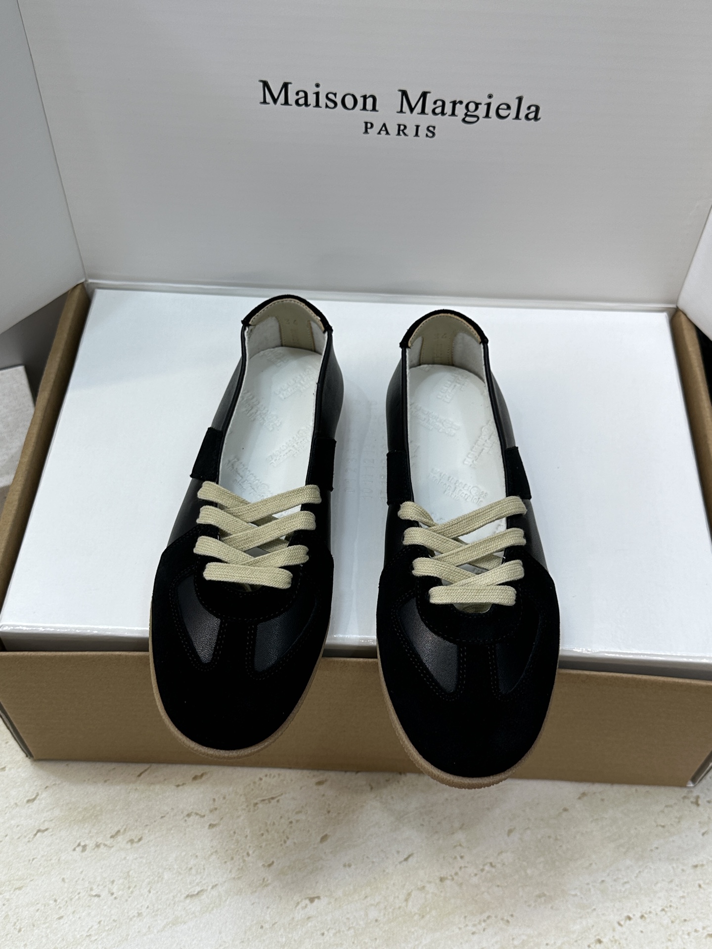 （配全套飞机盒）MaisonMargiela 2026春夏情侣新款系带德训休闲鞋 MM6 马吉拉字母lo