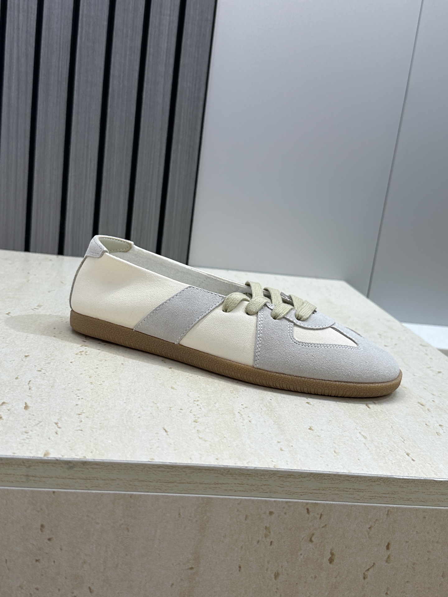 （配全套飞机盒）MaisonMargiela 2026春夏情侣新款系带德训休闲鞋 MM6 马吉拉字母lo