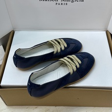 (配全套飞机盒)MaisonMargiela 2026春夏情侣新款系带德训休闲鞋 MM6 马吉拉字母lo (配全套飞机盒)MaisonMargiela 2026春夏情侣新款系带德训休闲鞋 MM6 马吉拉字母lo
