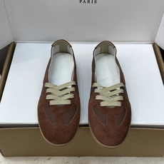 (配全套飞机盒)MaisonMargiela 2026春夏情侣新款系带德训休闲鞋 MM6 马吉拉字母lo (配全套飞机盒)MaisonMargiela 2026春夏情侣新款系带德训休闲鞋 MM6 马吉拉字母lo