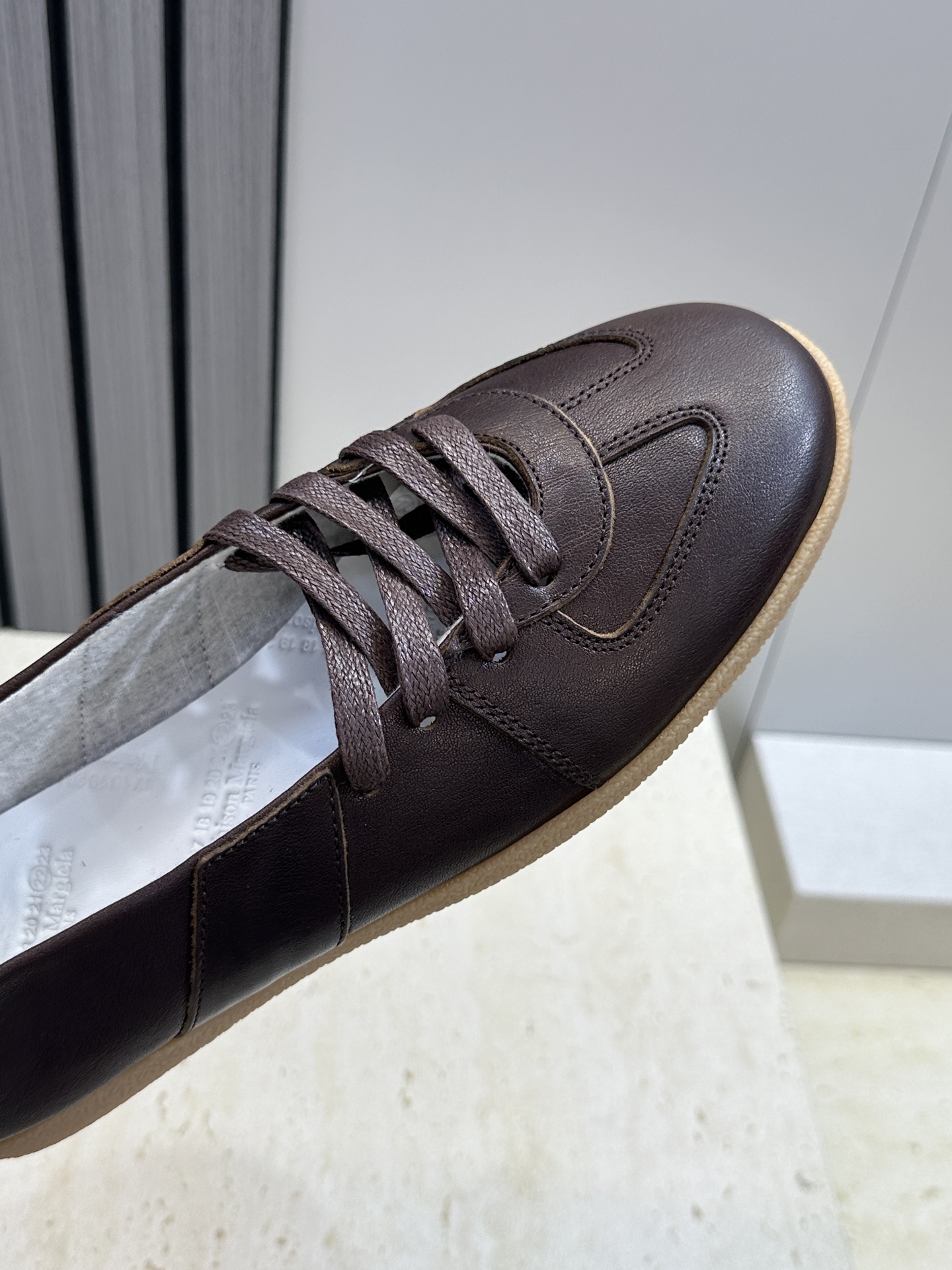 （配全套飞机盒）MaisonMargiela 2026春夏情侣新款系带德训休闲鞋 MM6 马吉拉字母lo