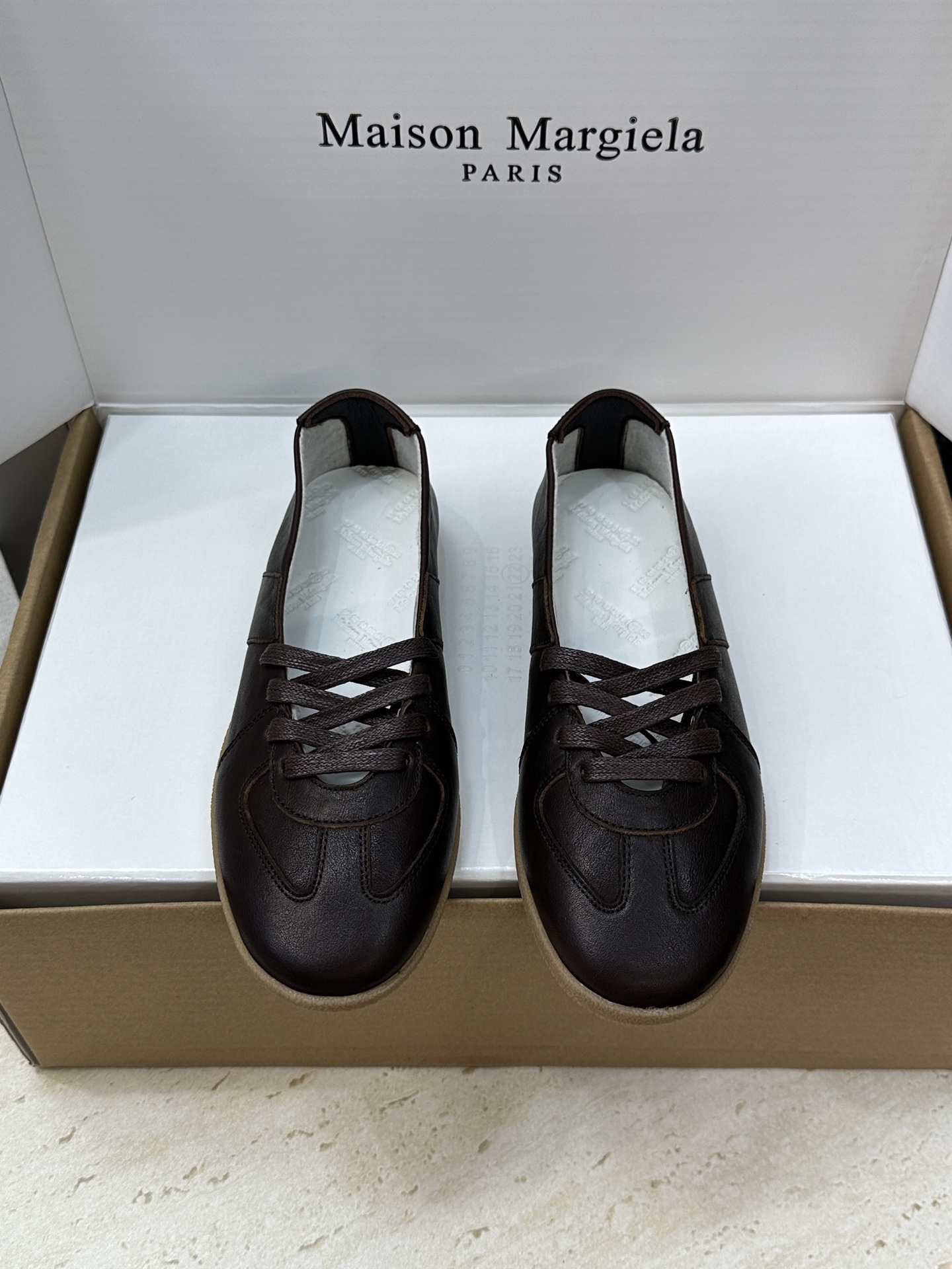 （配全套飞机盒）MaisonMargiela 2026春夏情侣新款系带德训休闲鞋 MM6 马吉拉字母lo
