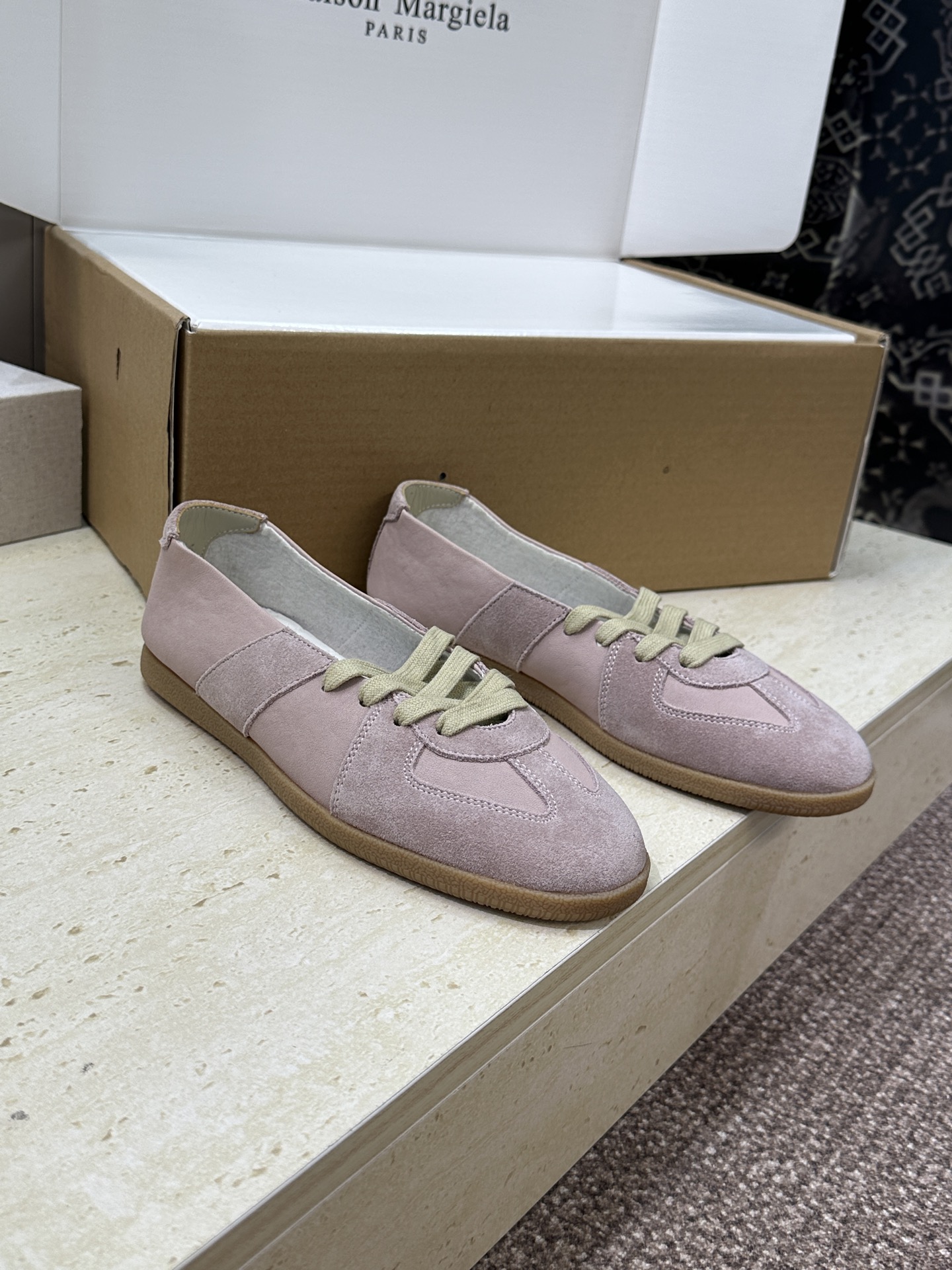 （配全套飞机盒）MaisonMargiela 2026春夏情侣新款系带德训休闲鞋 MM6 马吉拉字母lo
