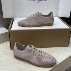 (配全套飞机盒)MaisonMargiela 2026春夏情侣新款系带德训休闲鞋 MM6 马吉拉字母lo (配全套飞机盒)MaisonMargiela 2026春夏情侣新款系带德训休闲鞋 MM6 马吉拉字母lo
