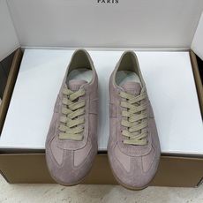 (配全套飞机盒)MaisonMargiela 2026春夏情侣新款系带德训休闲鞋 MM6 马吉拉字母lo (配全套飞机盒)MaisonMargiela 2026春夏情侣新款系带德训休闲鞋 MM6 马吉拉字母lo