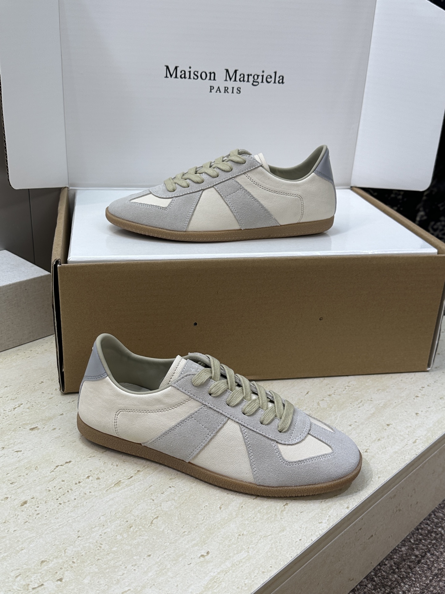 （配全套飞机盒）MaisonMargiela 2026春夏情侣新款系带德训休闲鞋 MM6 马吉拉字母lo