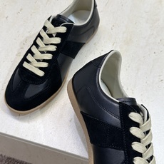 (配全套飞机盒)MaisonMargiela 2026春夏情侣新款系带德训休闲鞋 MM6 马吉拉字母lo (配全套飞机盒)MaisonMargiela 2026春夏情侣新款系带德训休闲鞋 MM6 马吉拉字母lo