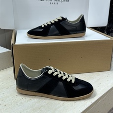 (配全套飞机盒)MaisonMargiela 2026春夏情侣新款系带德训休闲鞋 MM6 马吉拉字母lo (配全套飞机盒)MaisonMargiela 2026春夏情侣新款系带德训休闲鞋 MM6 马吉拉字母lo