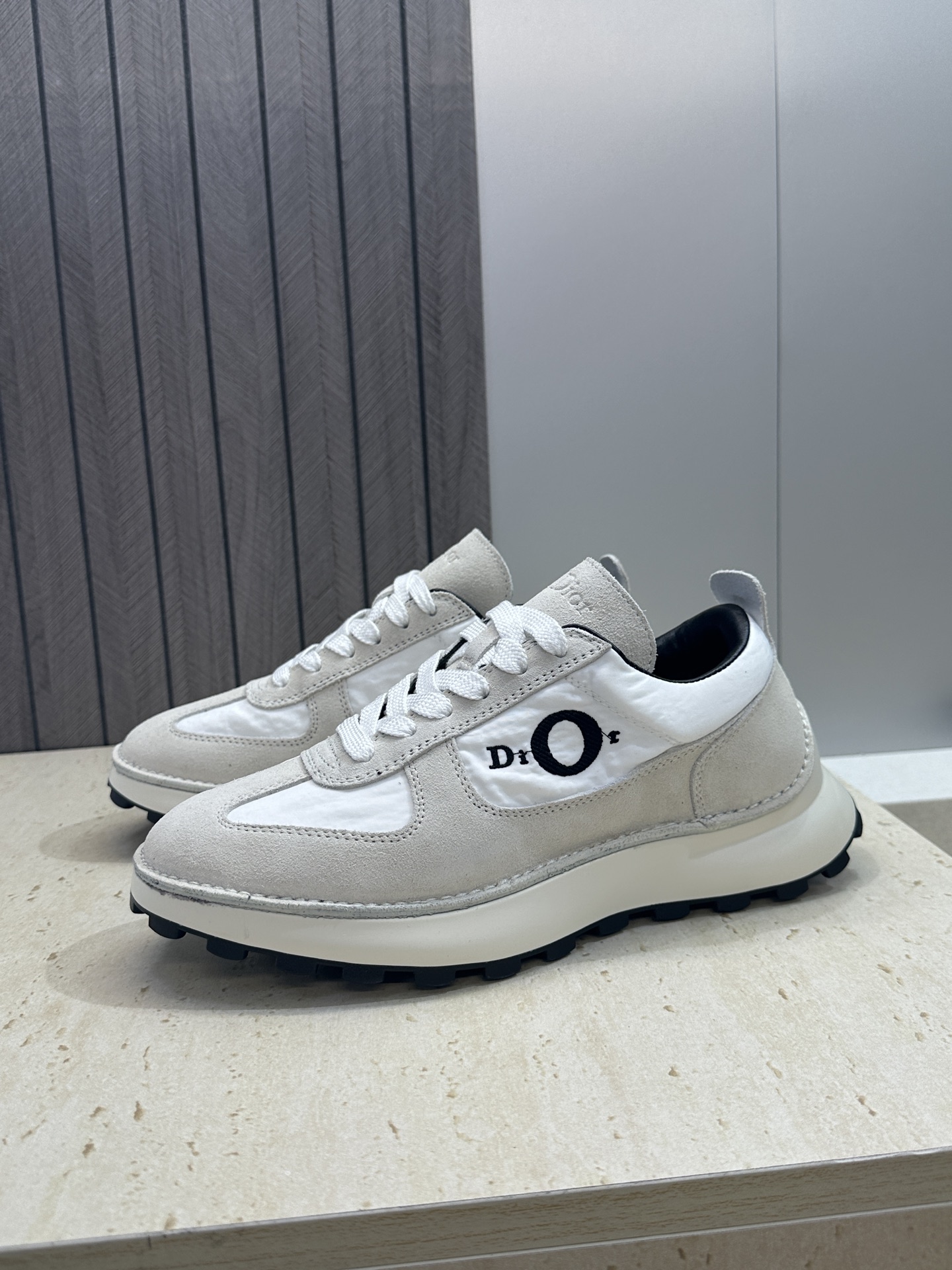工厂价(仅男码）Dior 迪奥 2026春夏新款 Squash 摩登徳训运动鞋 明星同款厚底圆头系带休闲