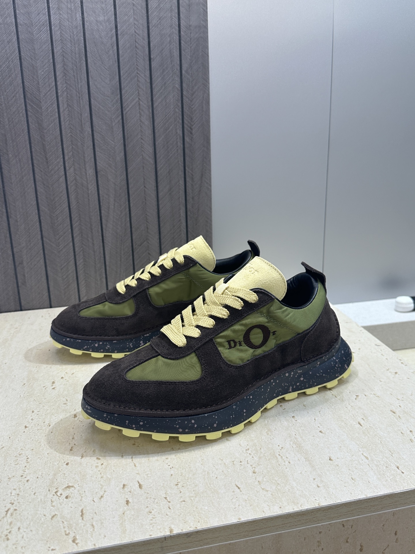 工厂价(仅男码）Dior 迪奥 2026春夏新款 Squash 摩登徳训运动鞋 明星同款厚底圆头系带休闲