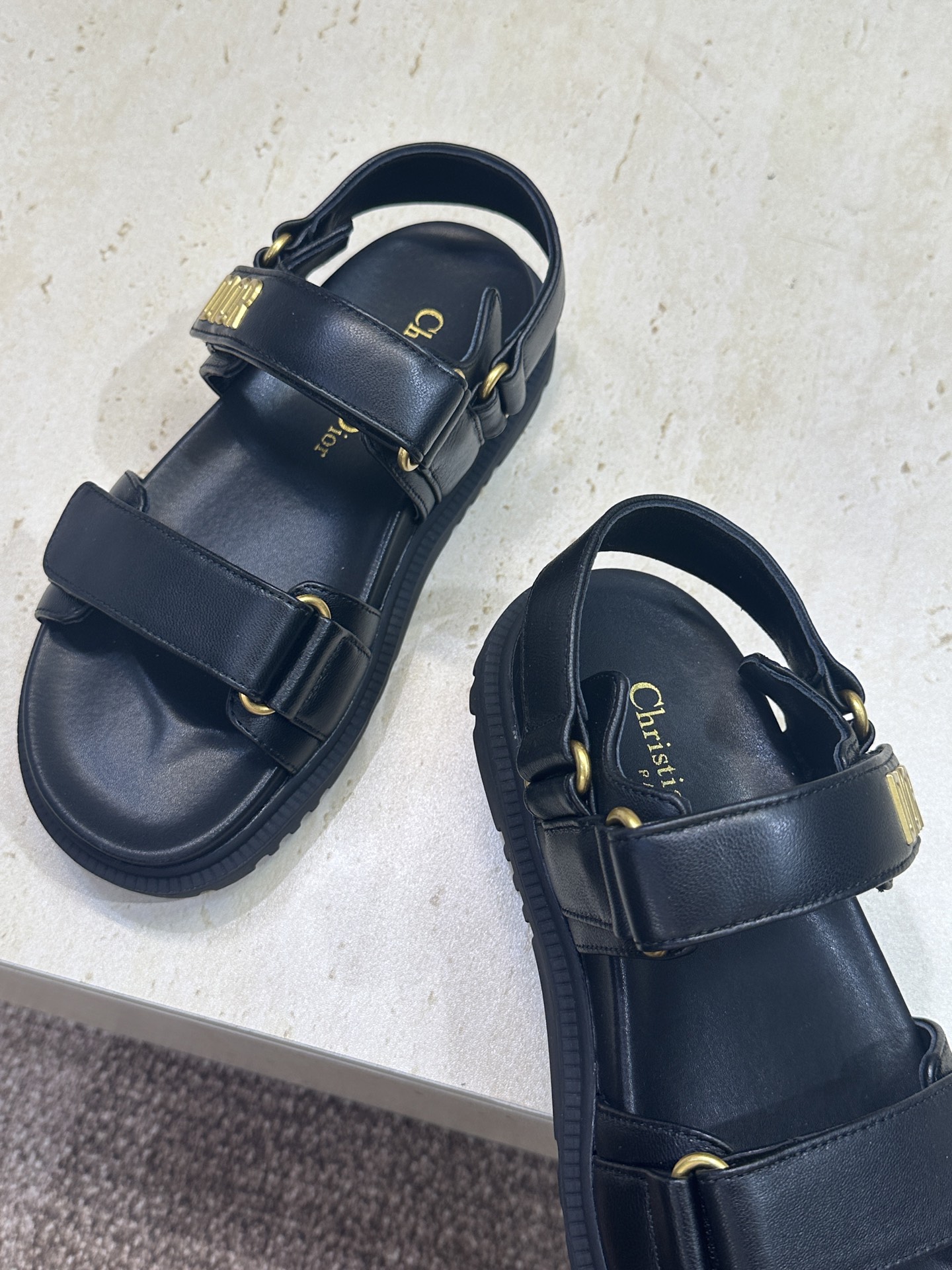顶级版 迪奥 Dior 春夏经典款 Ract 魔术贴休闲女鞋 CD字母logo五金扣厚底圆头露趾沙滩凉鞋