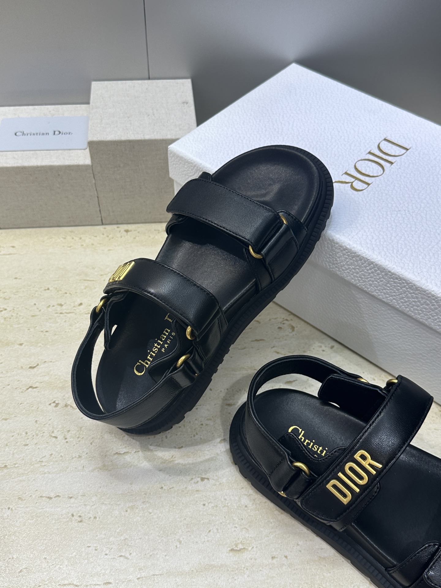 顶级版 迪奥 Dior 春夏经典款 Ract 魔术贴休闲女鞋 CD字母logo五金扣厚底圆头露趾沙滩凉鞋
