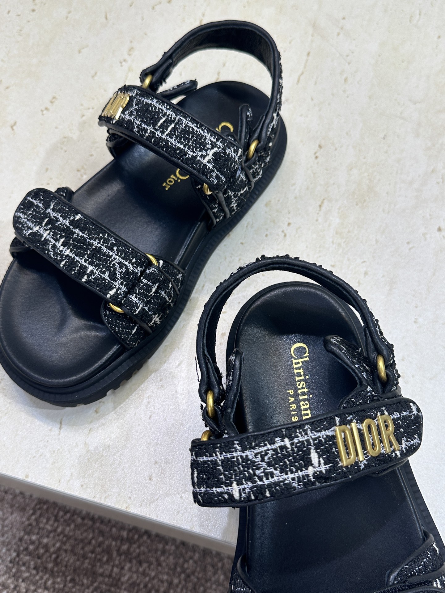 顶级版 迪奥 Dior 春夏经典款 Ract 魔术贴休闲女鞋 CD字母logo五金扣厚底圆头露趾沙滩凉鞋