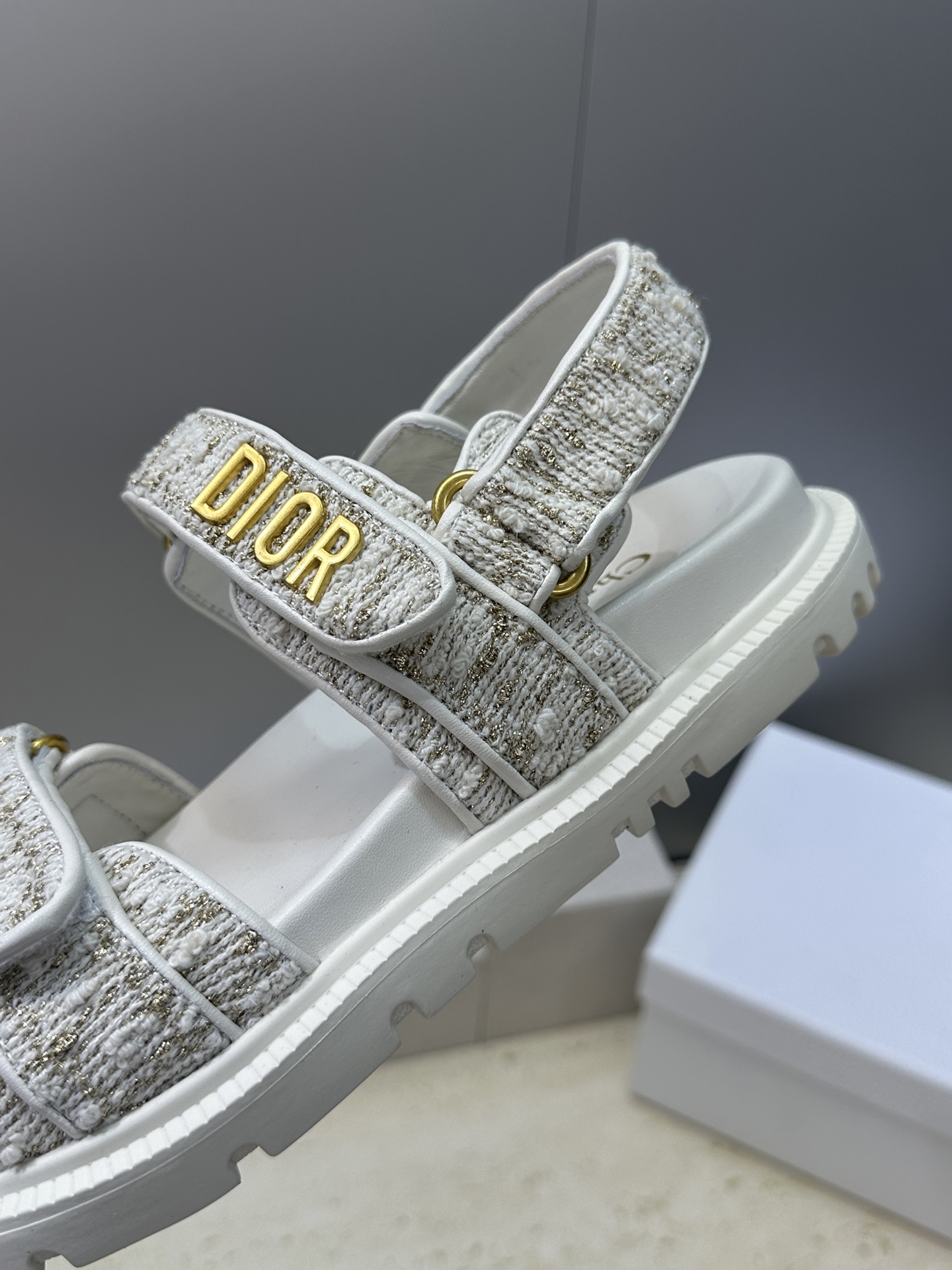 顶级版 迪奥 Dior 春夏经典款 Ract 魔术贴休闲女鞋 CD字母logo五金扣厚底圆头露趾沙滩凉鞋