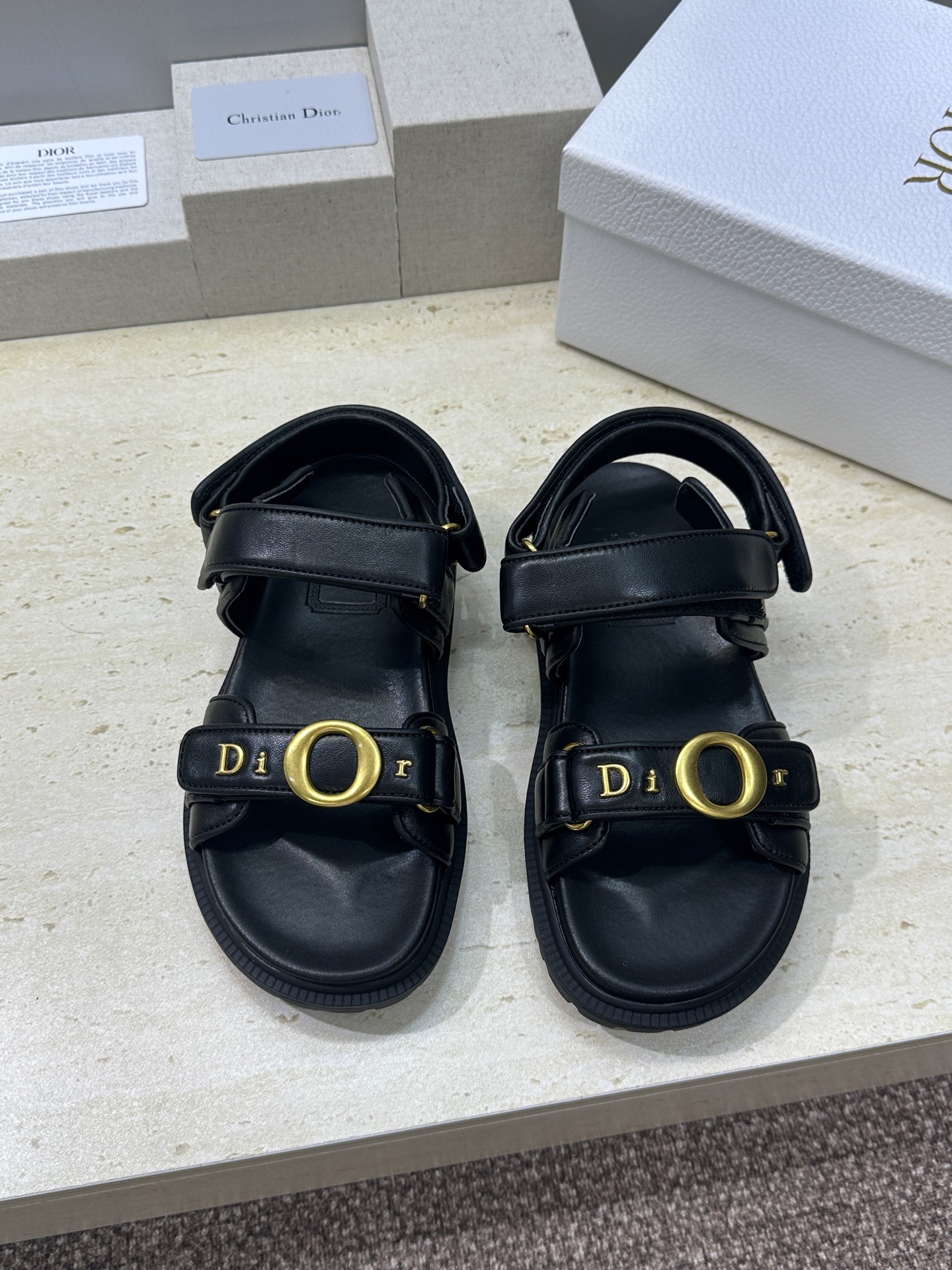 顶级版 迪奥 Dior 2026春夏走秀新款 My 魔术贴厚底休闲女鞋 CD字母logo五金扣平底圆头 