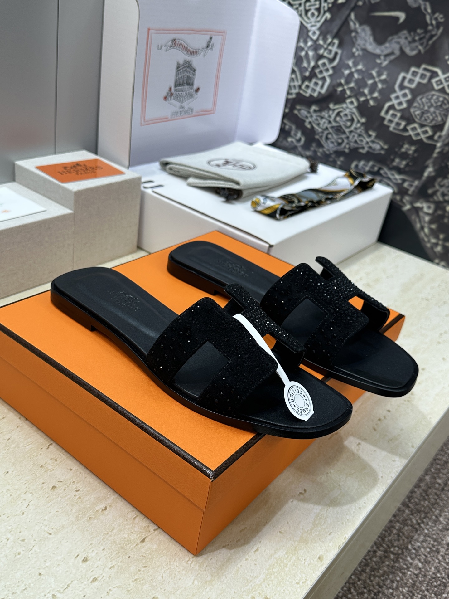 （配全套飞机盒）莞货 代购级 爱马仕 Hermes 2026春夏新色经典款 Oran粗跟拼色工字拖水钻女