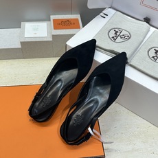 莞货 代购级 爱马仕 Hermes 2026春夏新款 Nicolette 平底拼色穆勒女鞋 H家字母l 莞货 代购级 爱马仕 Hermes 2026春夏新款 Nicolette 平底拼色穆勒女鞋 H家字母l