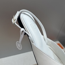 莞货 代购级 爱马仕 Hermes 2026春夏新款 Nicolette 平底拼色穆勒女鞋 H家字母l 莞货 代购级 爱马仕 Hermes 2026春夏新款 Nicolette 平底拼色穆勒女鞋 H家字母l