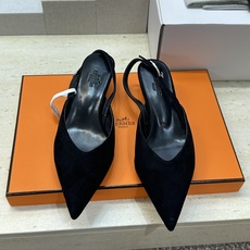 莞货 代购级 爱马仕 Hermes 2026春夏新款 Nicolette 低跟拼色穆勒女鞋 H家字母l 莞货 代购级 爱马仕 Hermes 2026春夏新款 Nicolette 低跟拼色穆勒女鞋 H家字母l