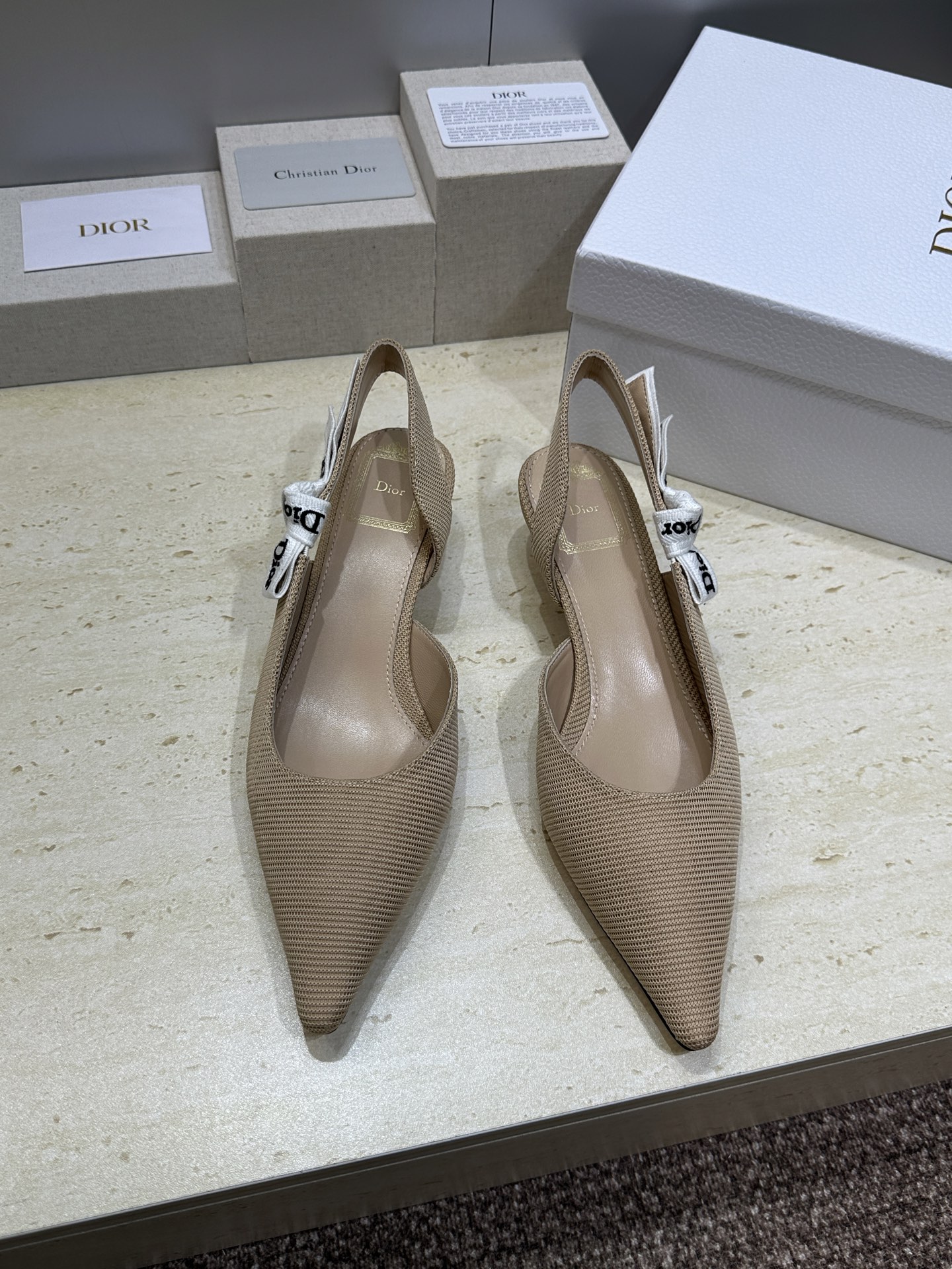 代购级 J‘ADIOR织带后空凉鞋 迪奥 Dior 2026 春夏新款提花刺绣字母logo低跟尖头蝴蝶结