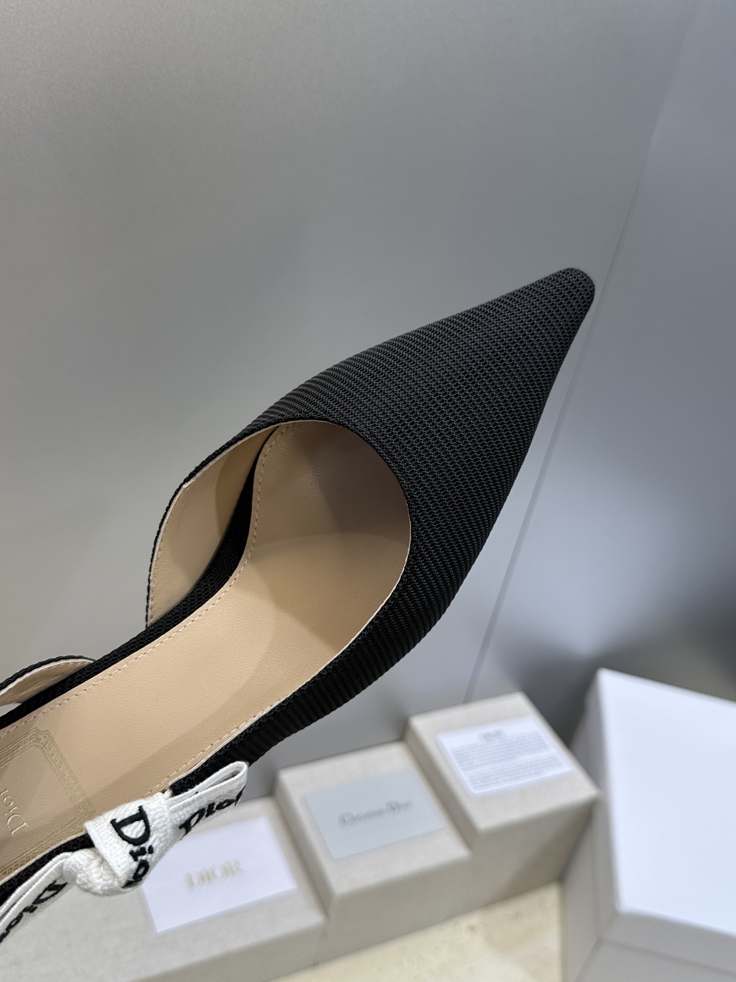 代购级 J‘ADIOR织带后空凉鞋 迪奥 Dior 2026 春夏新款提花刺绣字母logo低跟尖头蝴蝶结