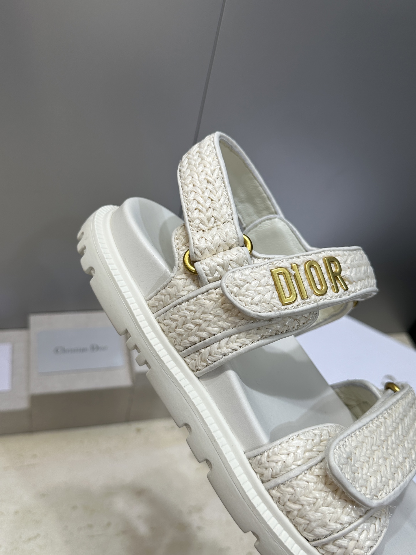 顶级版 迪奥 Dior 春夏经典款 Ract 魔术贴休闲女鞋 CD字母logo五金扣厚底圆头露趾沙滩凉鞋