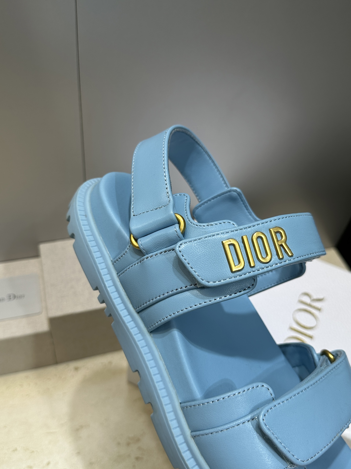 顶级版 迪奥 Dior 春夏经典款 Ract 魔术贴休闲女鞋 CD字母logo五金扣厚底圆头露趾沙滩凉鞋