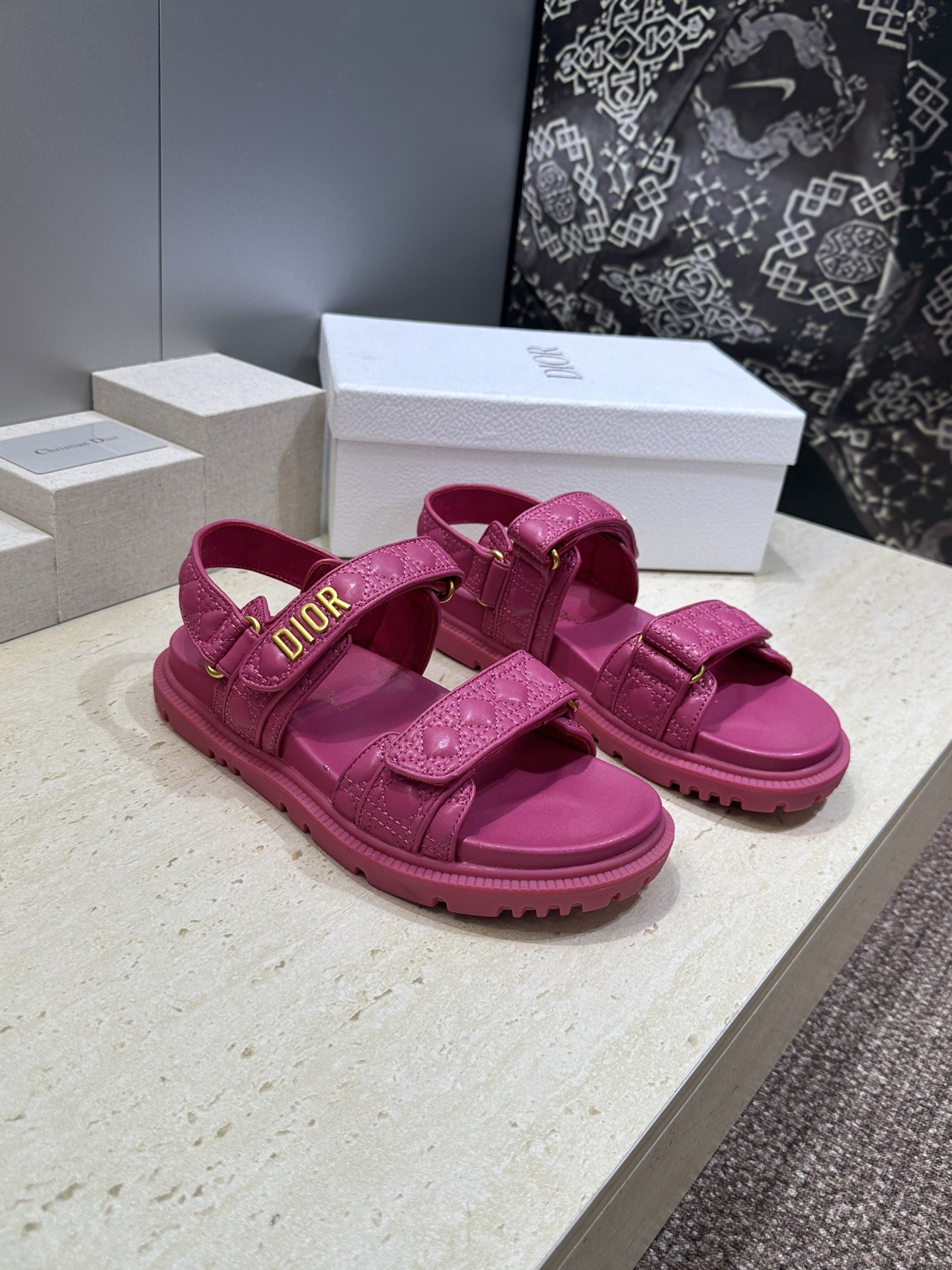 顶级版 迪奥 Dior 春夏经典款 Ract 魔术贴菱格电绣休闲女鞋 CD字母logo五金扣厚底圆头露趾