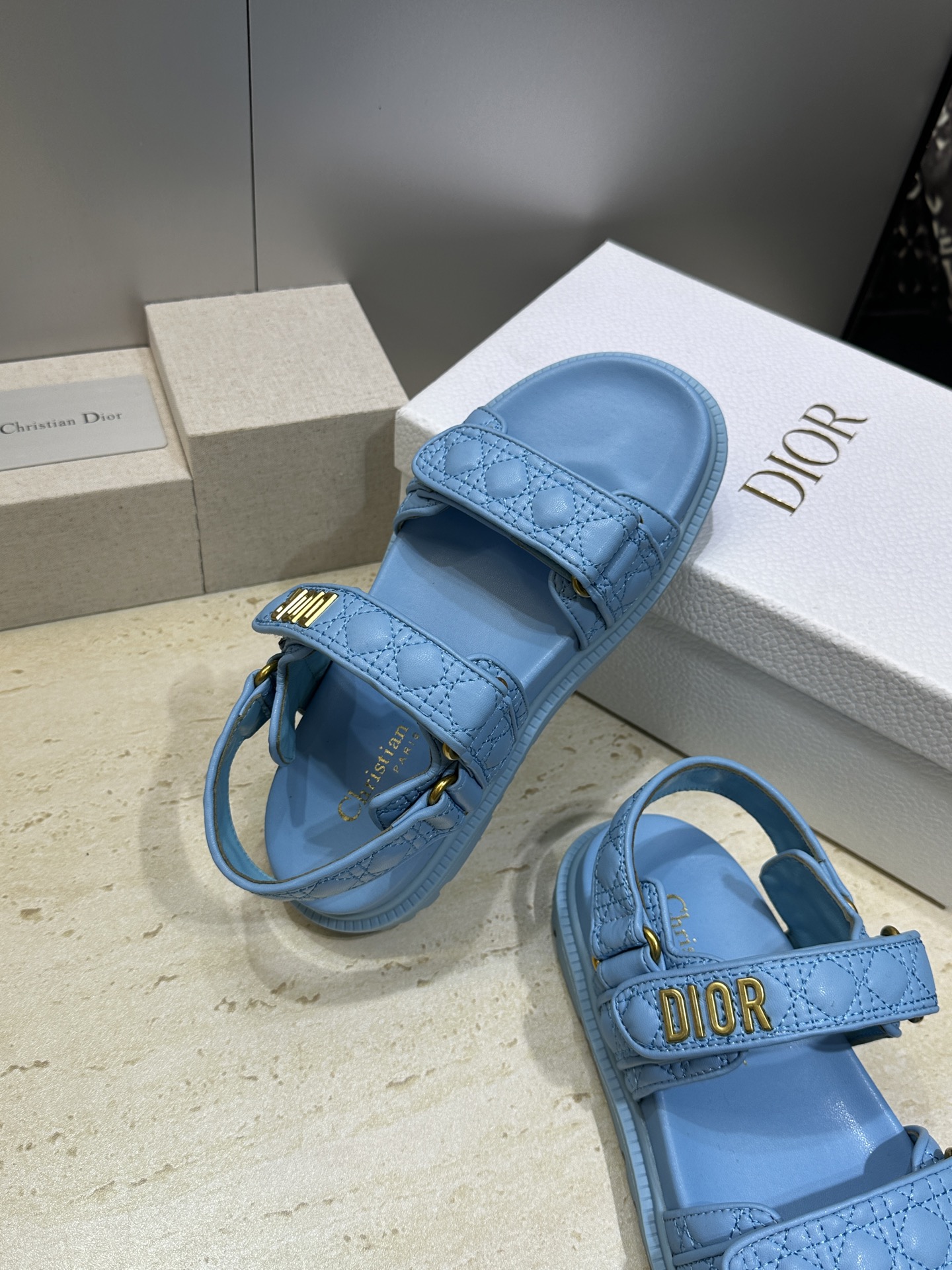 顶级版 迪奥 Dior 春夏经典款 Ract 魔术贴菱格电绣休闲女鞋 CD字母logo五金扣厚底圆头露趾